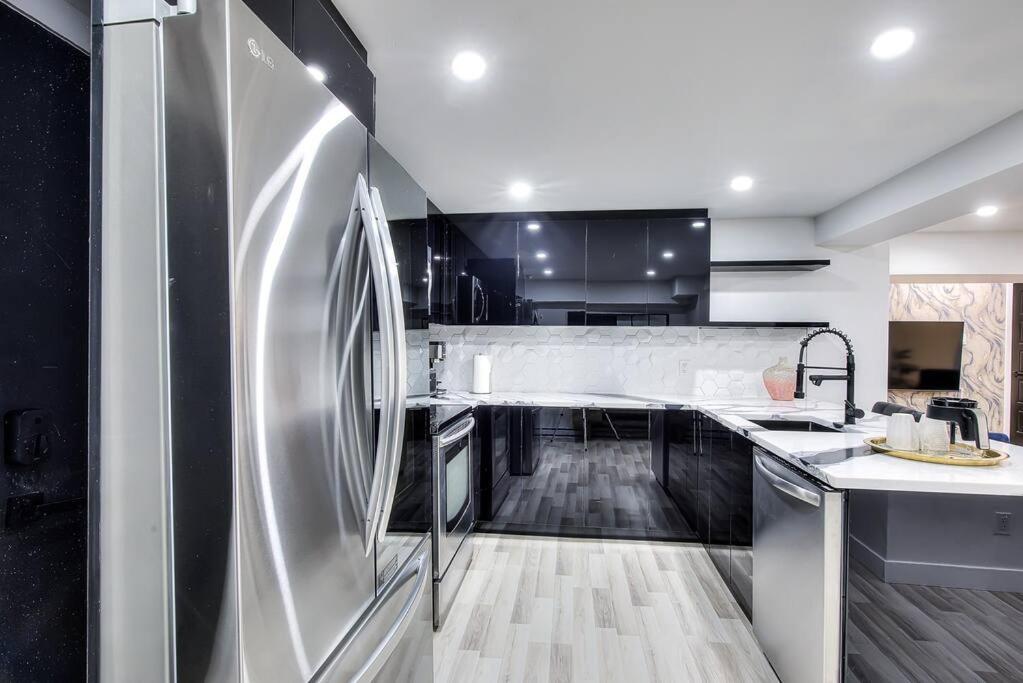 Le Rêve Montréal! New & Modern! Easy Access Downtown & Attractions!