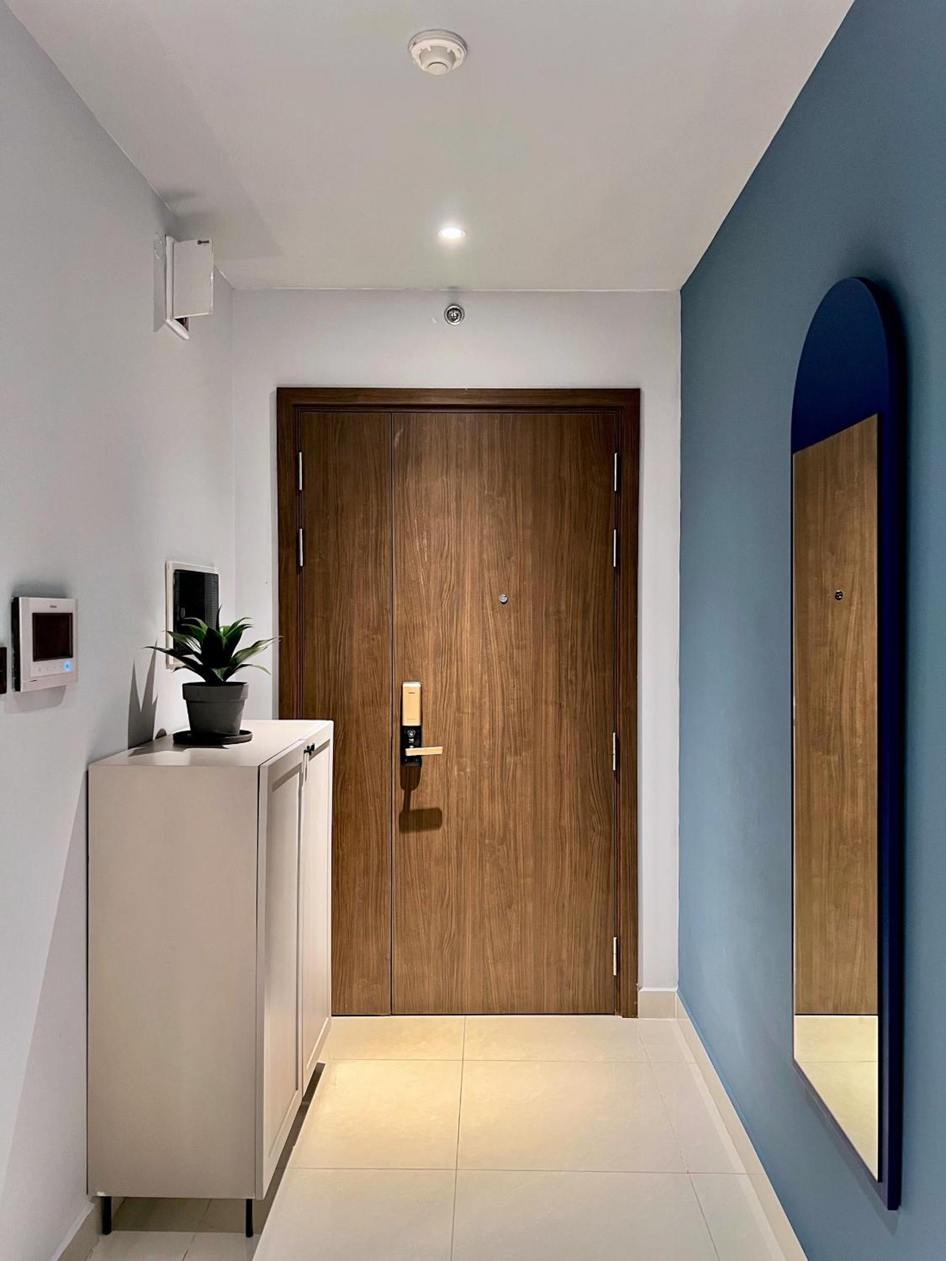 BLUE HARBOUR - SAIGON ROYAL Fully - furnished Apt in Dist 4, 2 Bedrooms