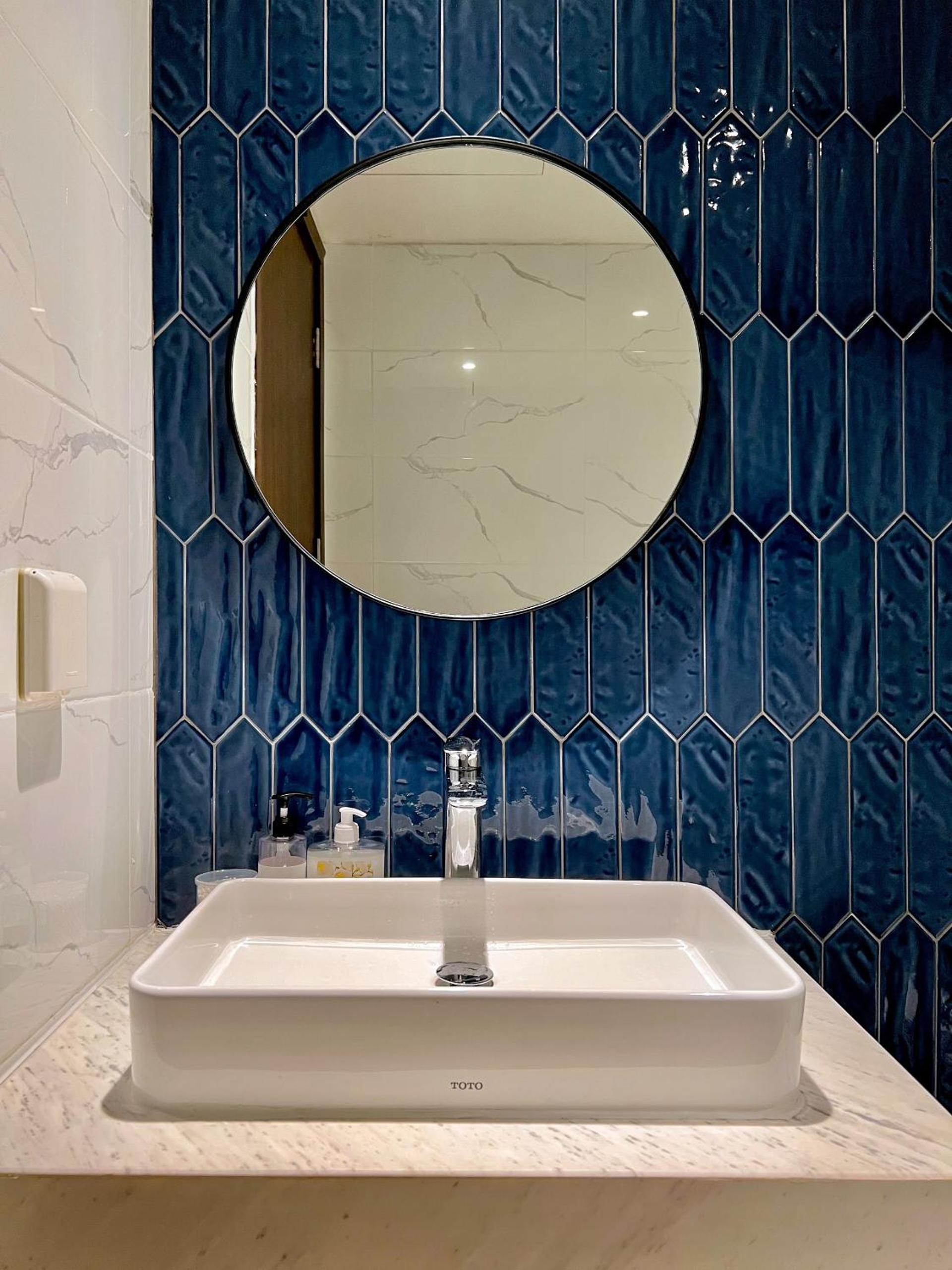 BLUE HARBOUR - SAIGON ROYAL Fully - furnished Apt in Dist 4, 2 Bedrooms