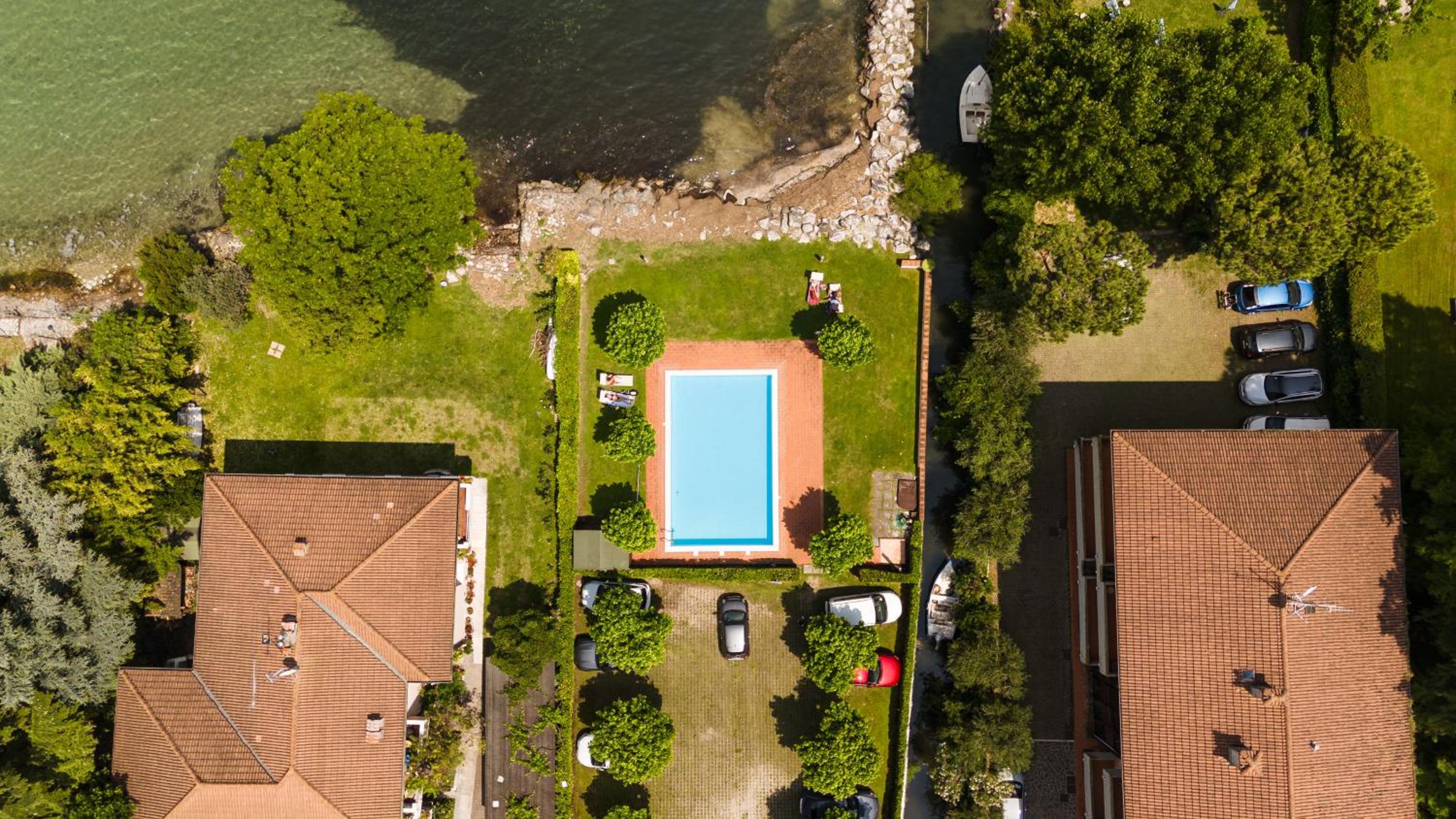 Timetofreedom Wohnung am Strand mit Pool