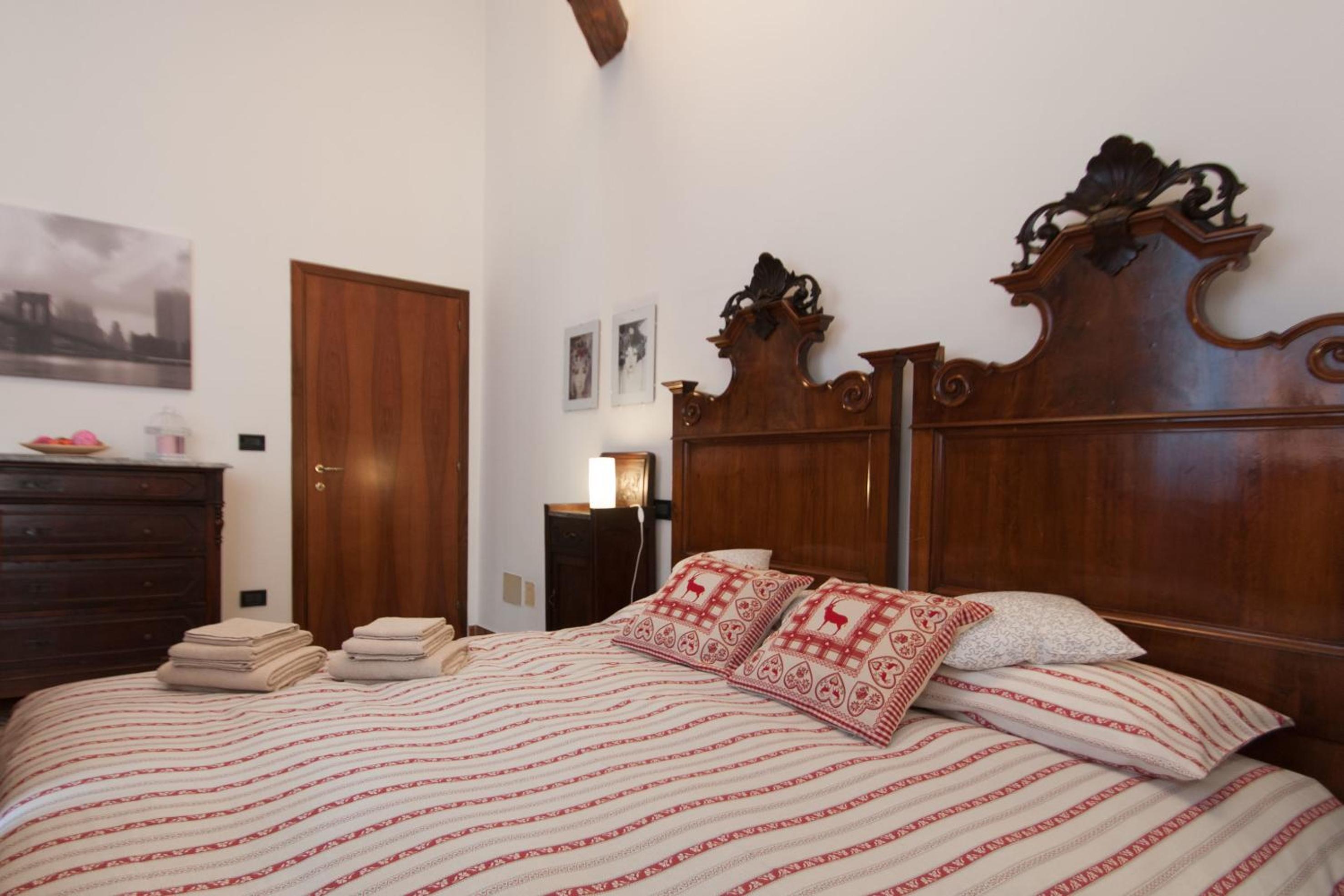 Ve-nice Suite Giuffa C4834