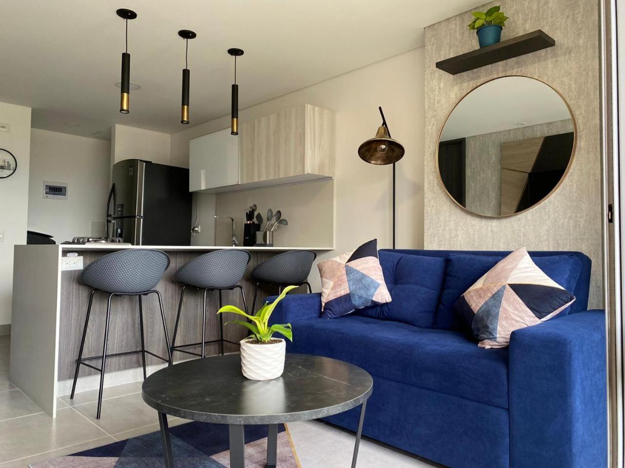 Cómodo y completo apartamento cerca a Provenza