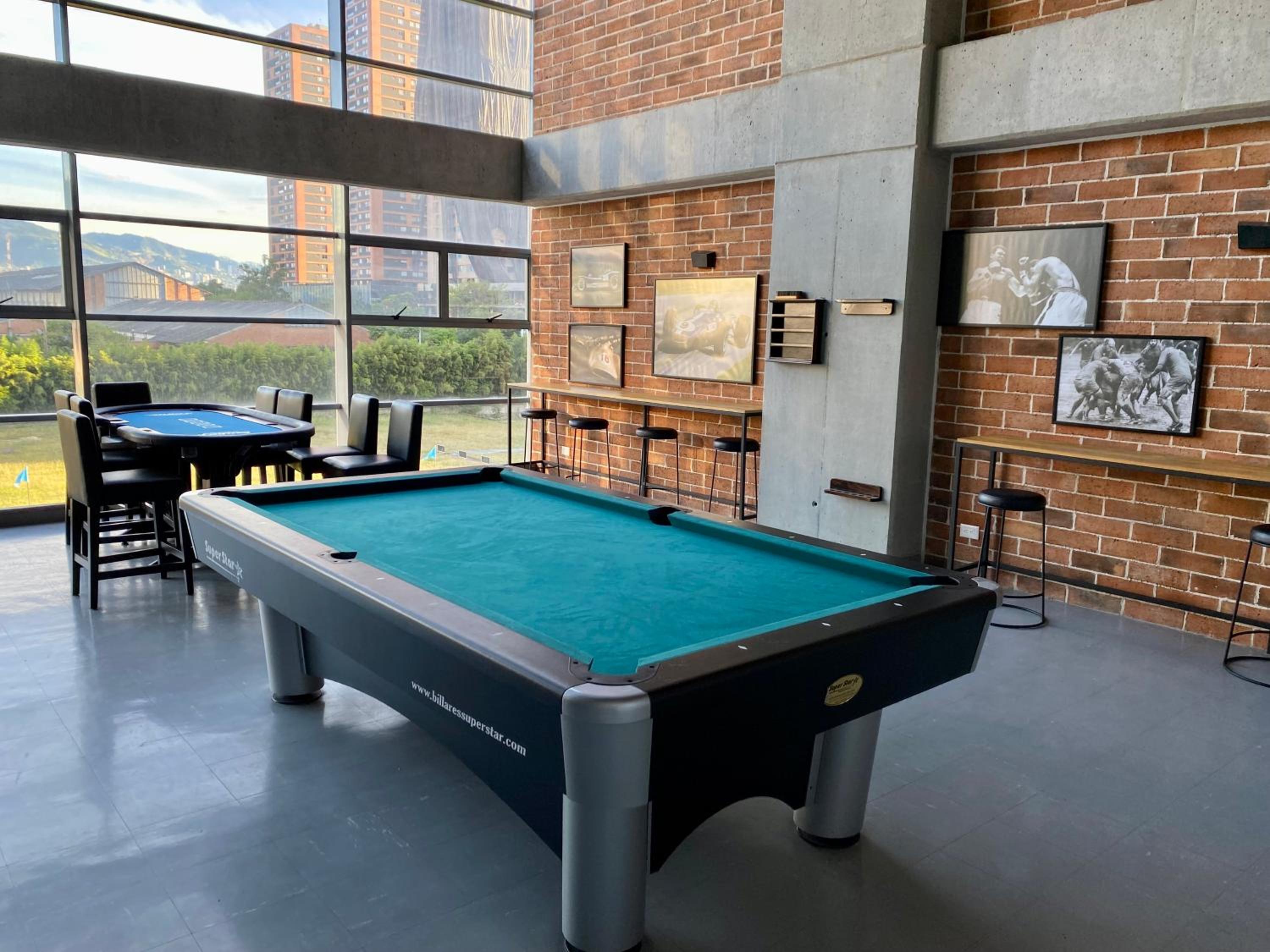 Cómodo y completo apartamento cerca a Provenza