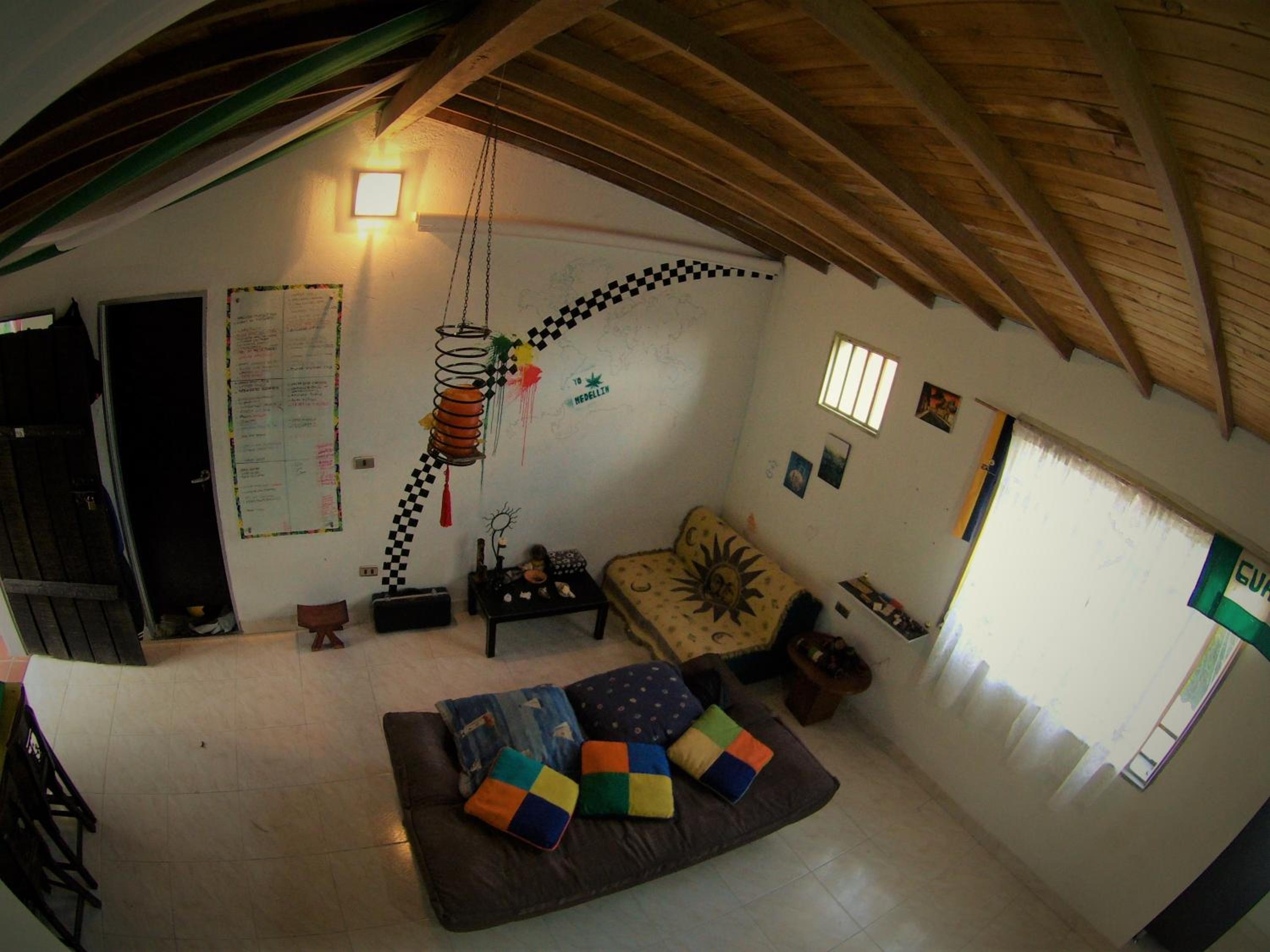 Rasta Room In The Magic Woodland - Envigado Medellin