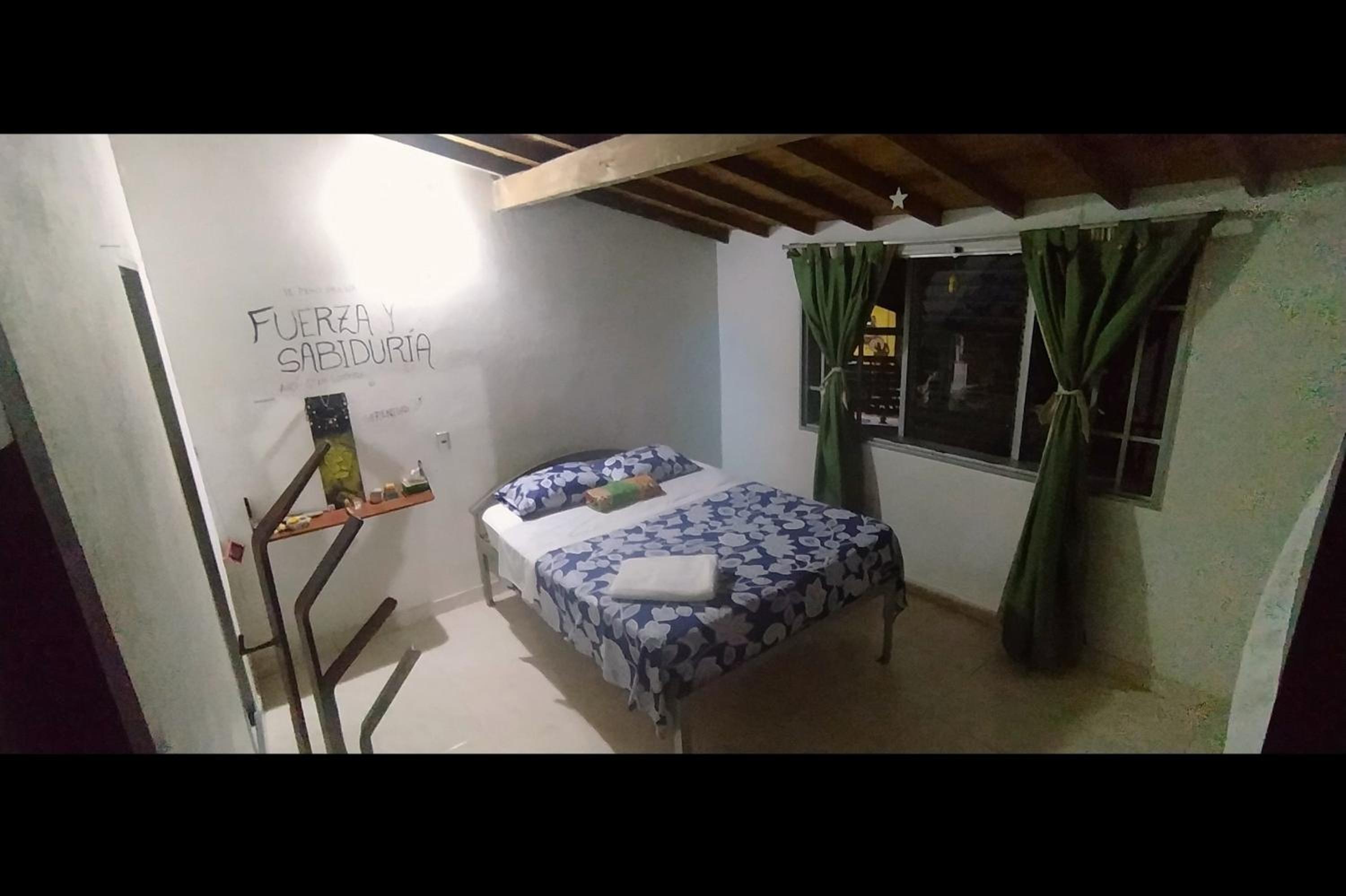 Rasta Room In The Magic Woodland - Envigado Medellin