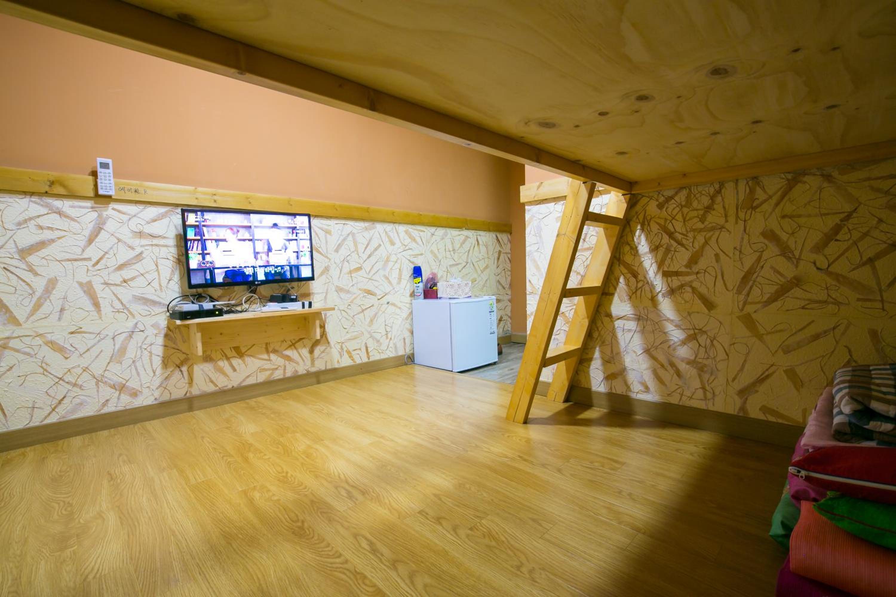 Ddlanchae Guesthouse - New Tower