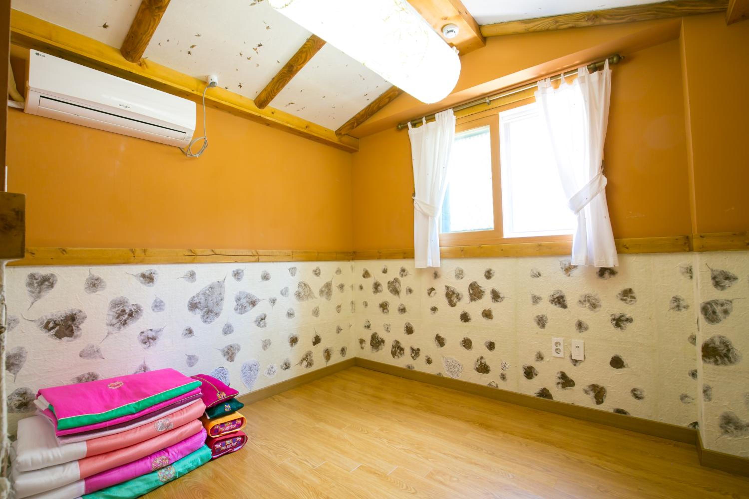 Ddlanchae Guesthouse - New Tower