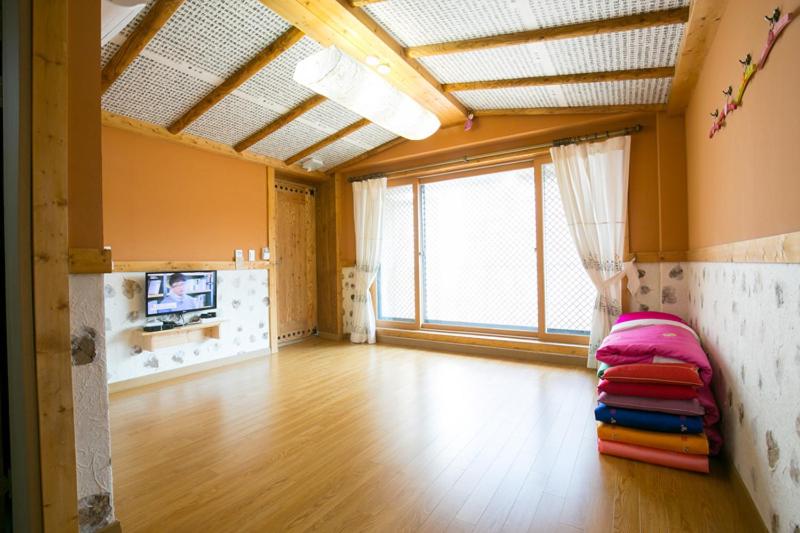 Ddlanchae Guesthouse - New Tower