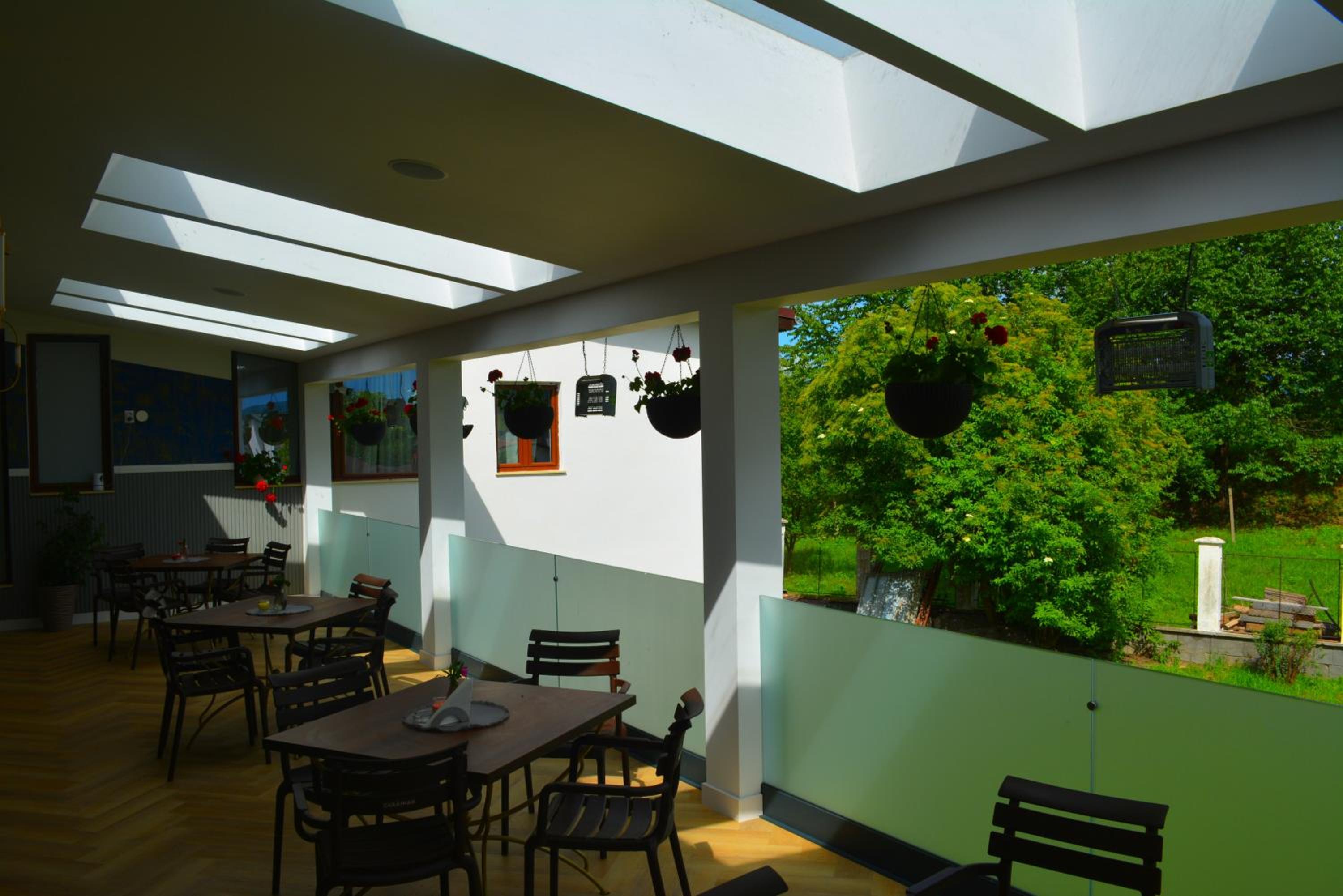Colina Restaurant & Events