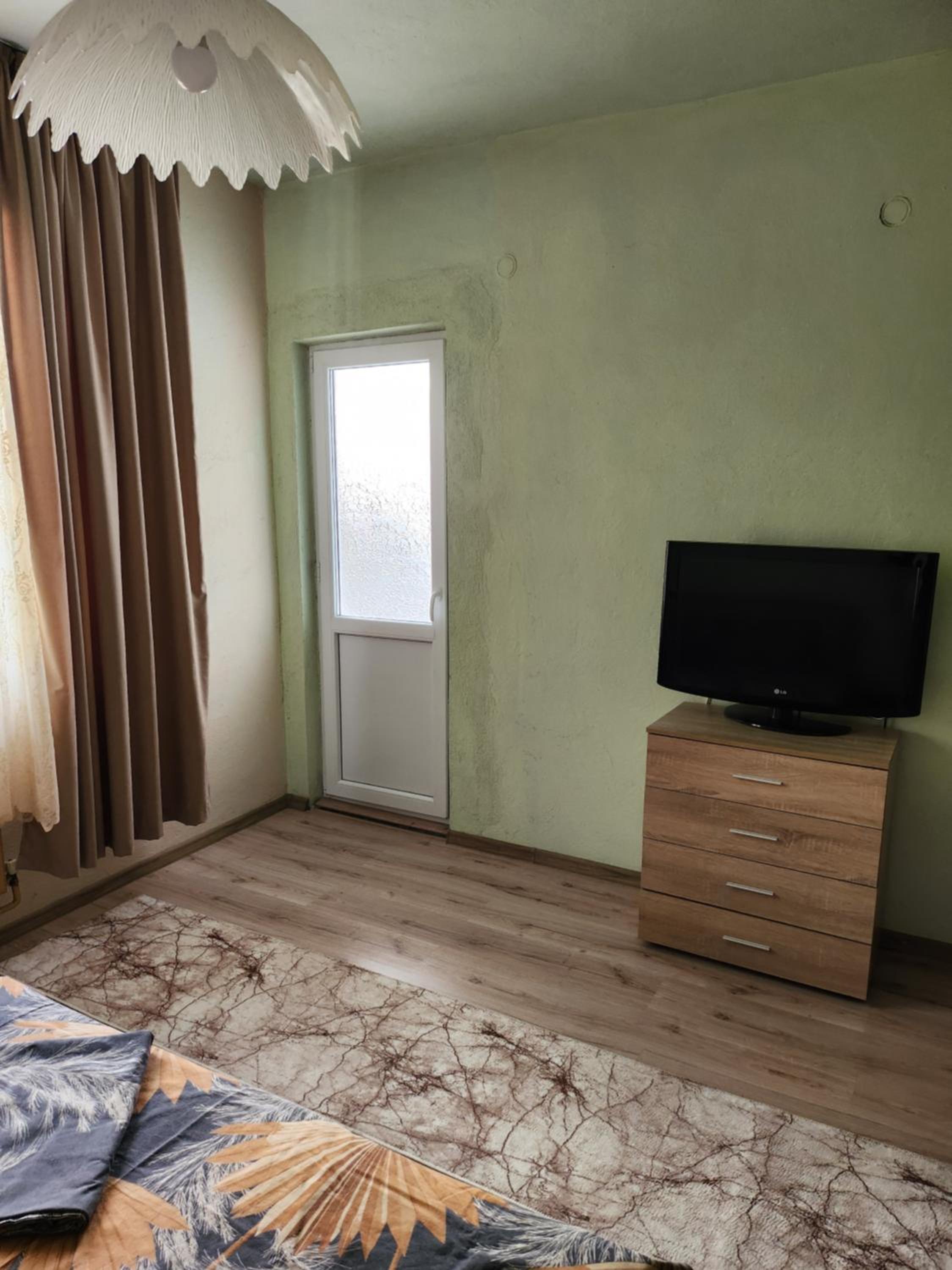 Apartment Lachevi