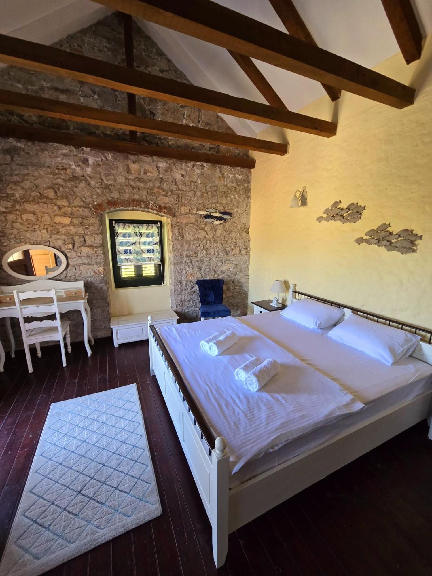 Villa Mara Lustica Bay Retreat near Kotor, Tivat
