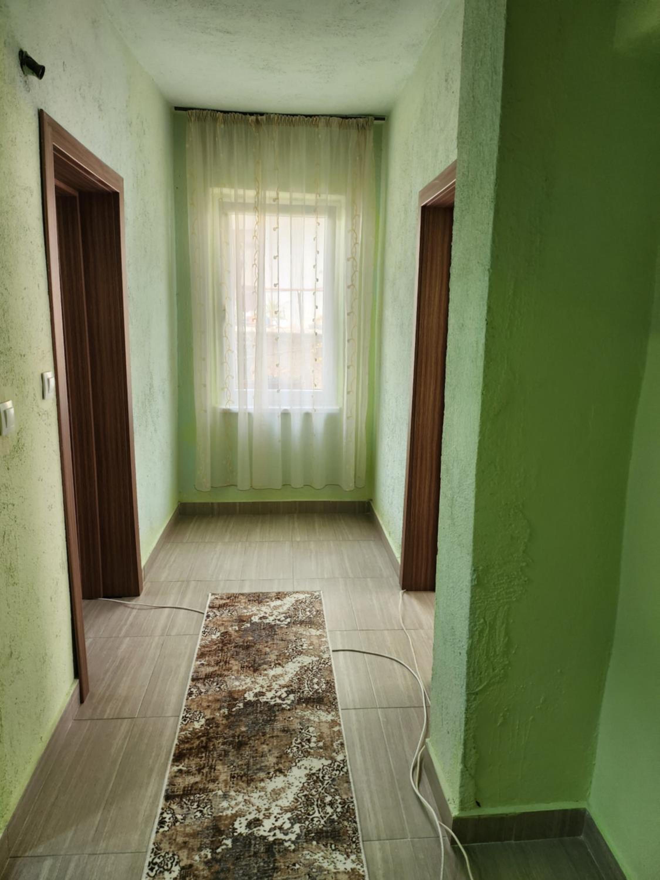 Apartment Lachevi