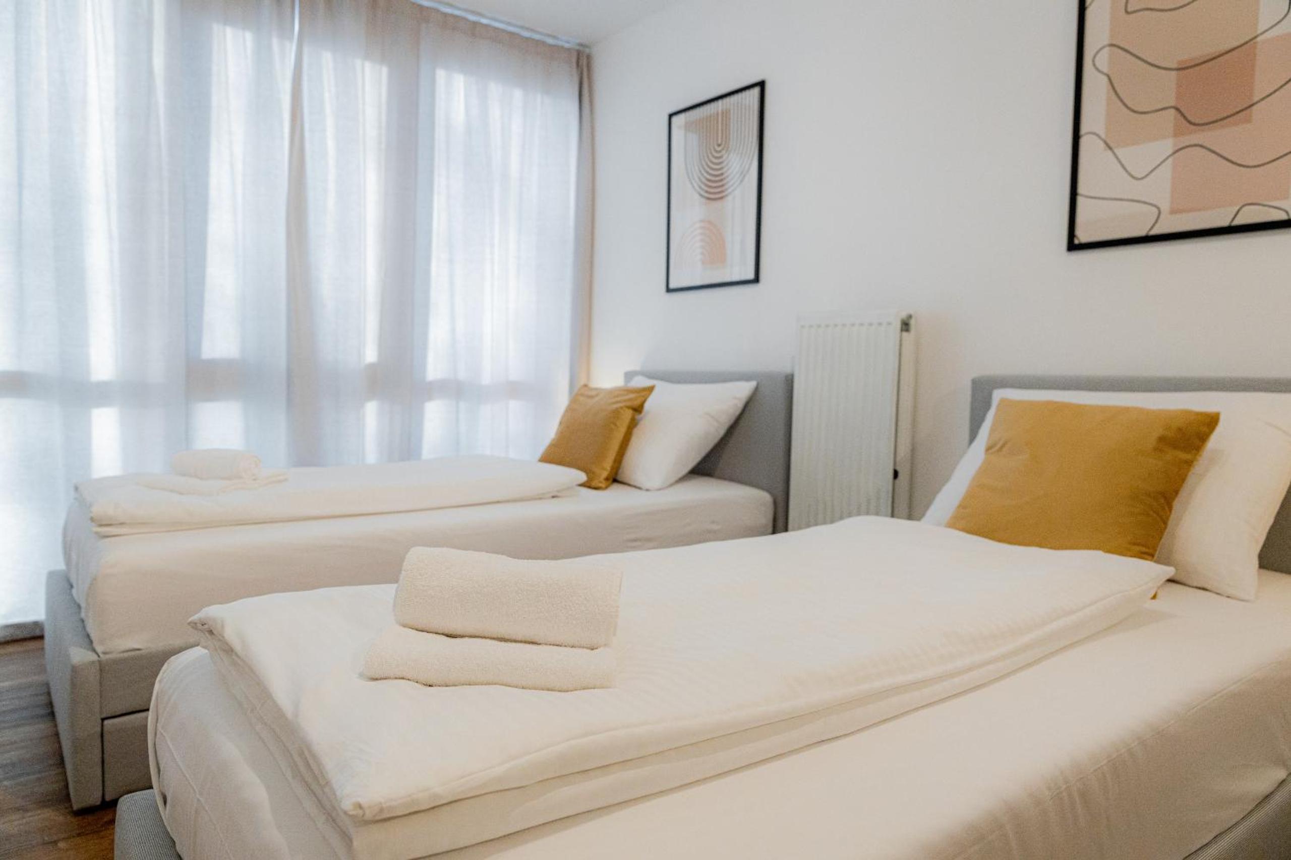 Come4Stay Passau - Holzheim I Modern I WLAN I Küche I Parkplatz I SmartTV mit Netflix