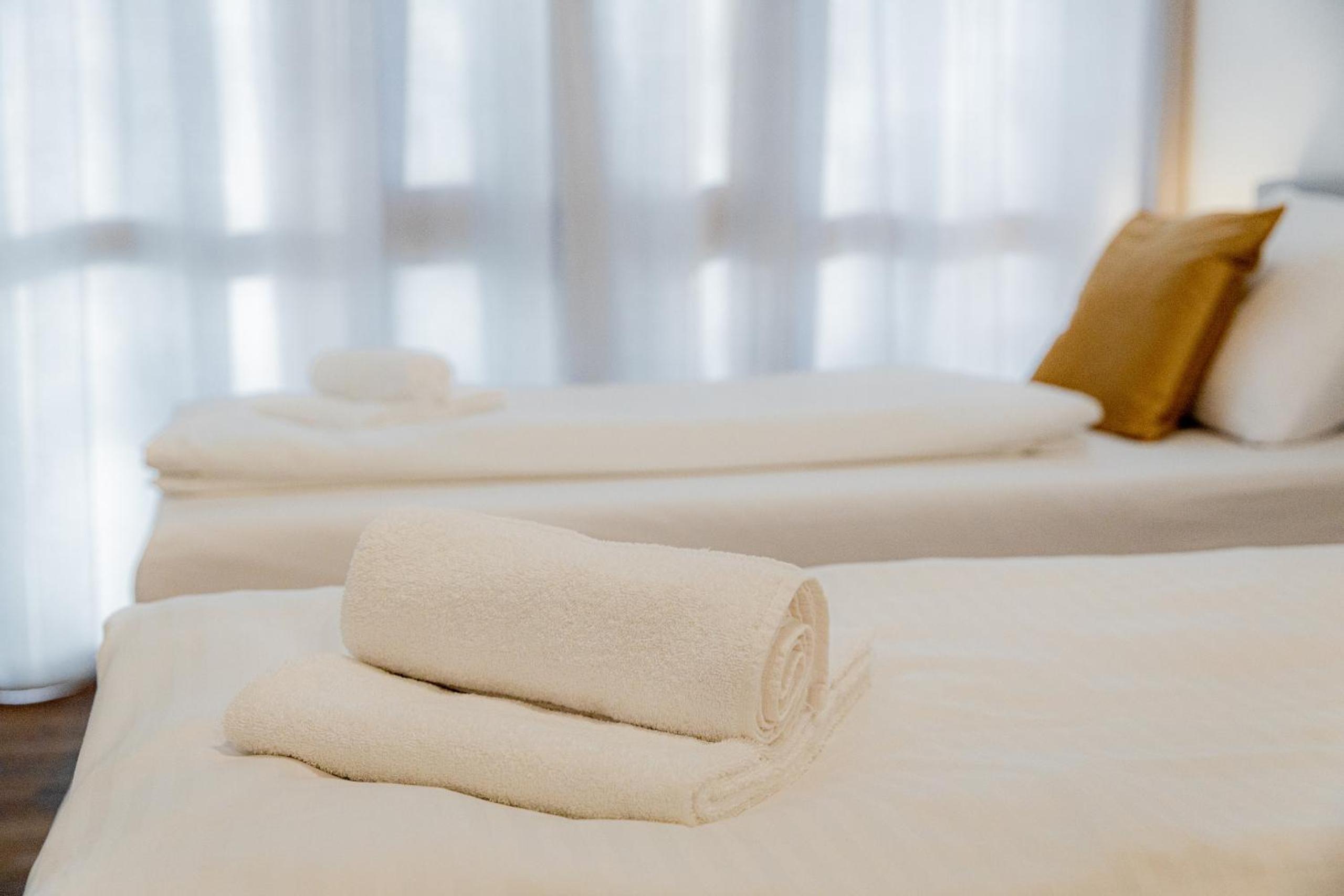 Come4Stay Passau - Holzheim I Modern I WLAN I Küche I Parkplatz I SmartTV mit Netflix