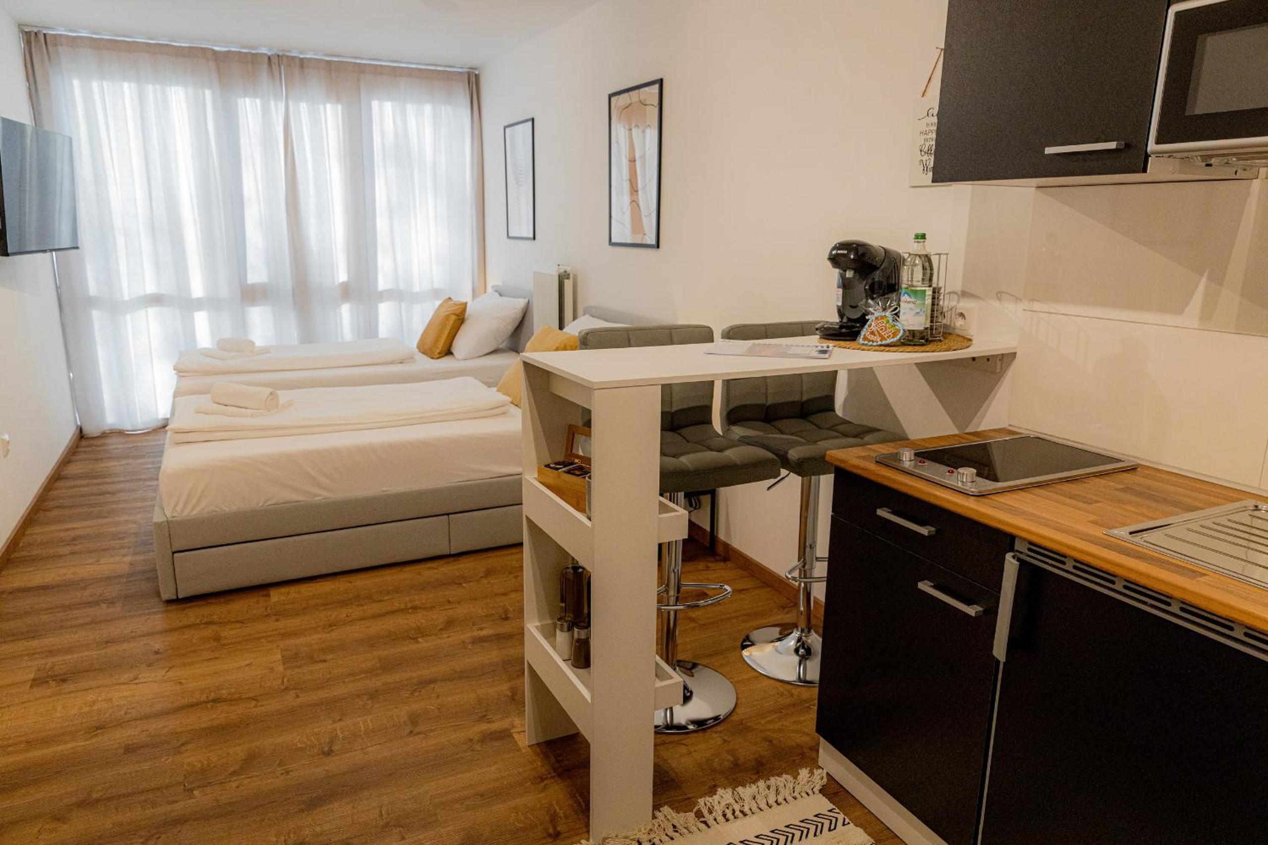 Come4Stay Passau - Holzheim I Modern I WLAN I Küche I Parkplatz I SmartTV mit Netflix