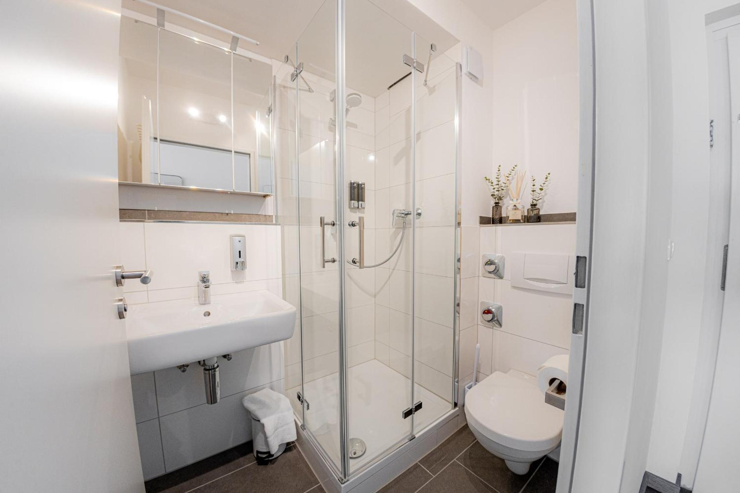 Come4Stay Passau - Holzheim I Modern I WLAN I Küche I Parkplatz I SmartTV mit Netflix