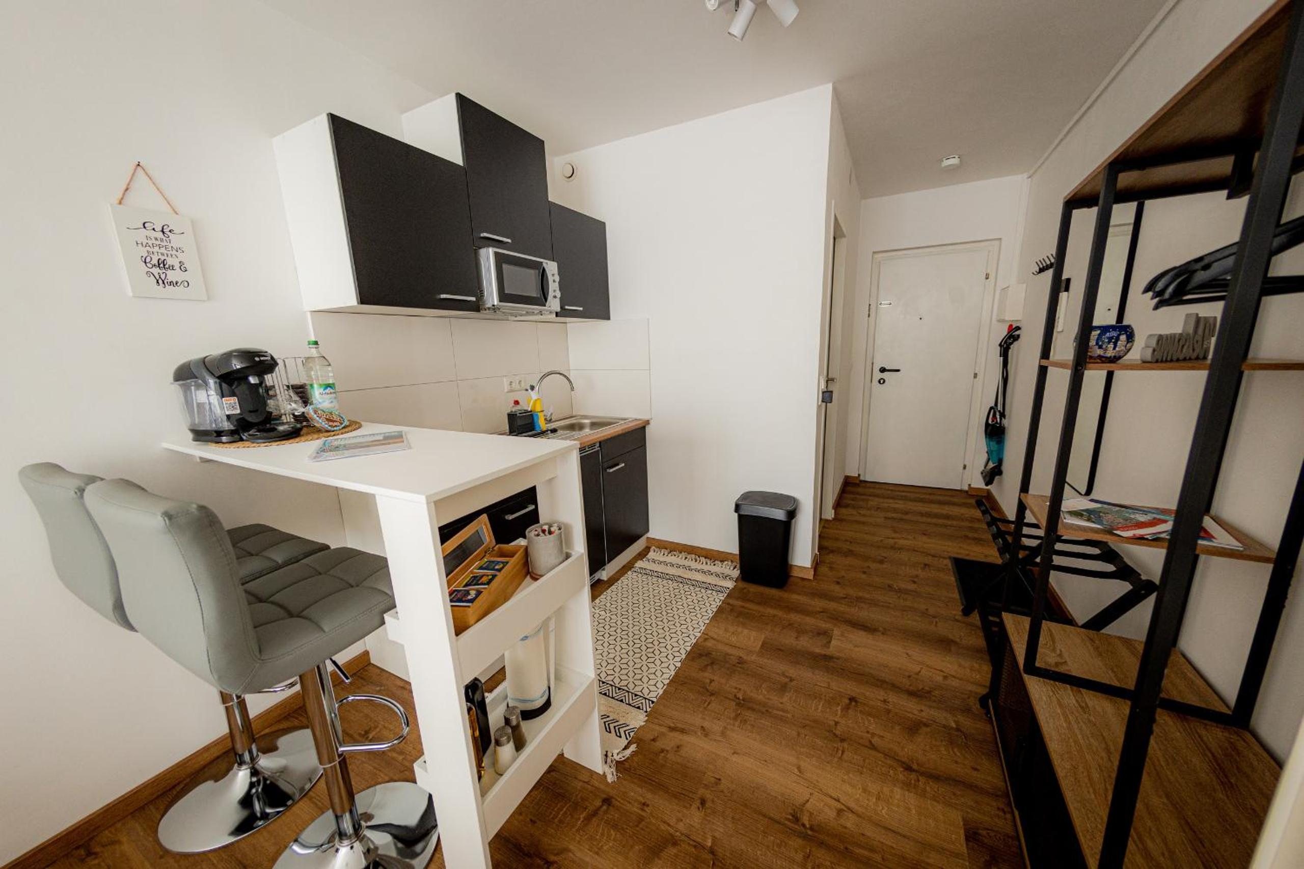 Come4Stay Passau - Holzheim I Modern I WLAN I Küche I Parkplatz I SmartTV mit Netflix