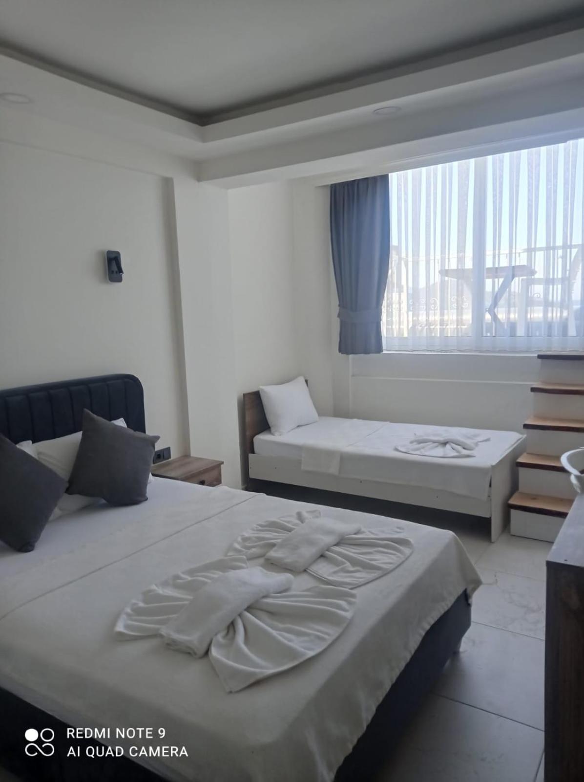 Sea Door Hotel