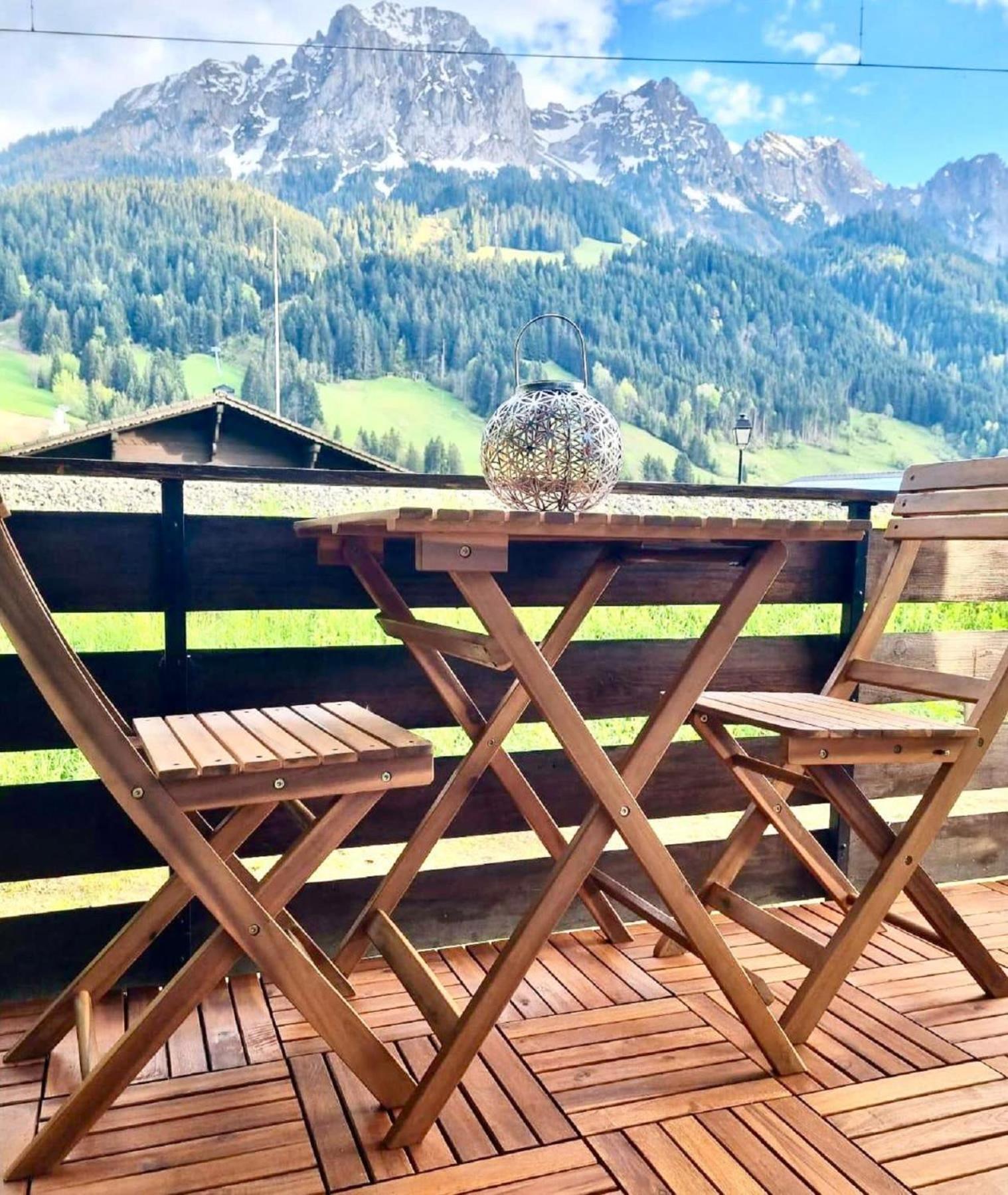 Le Petite Chalet