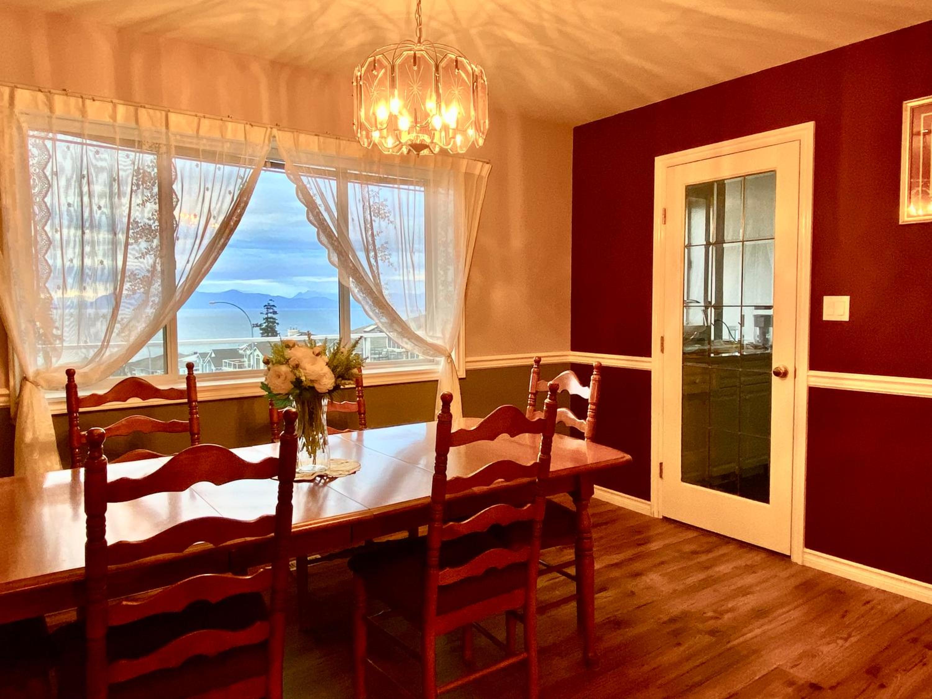 Ocean View Home Nanaimo