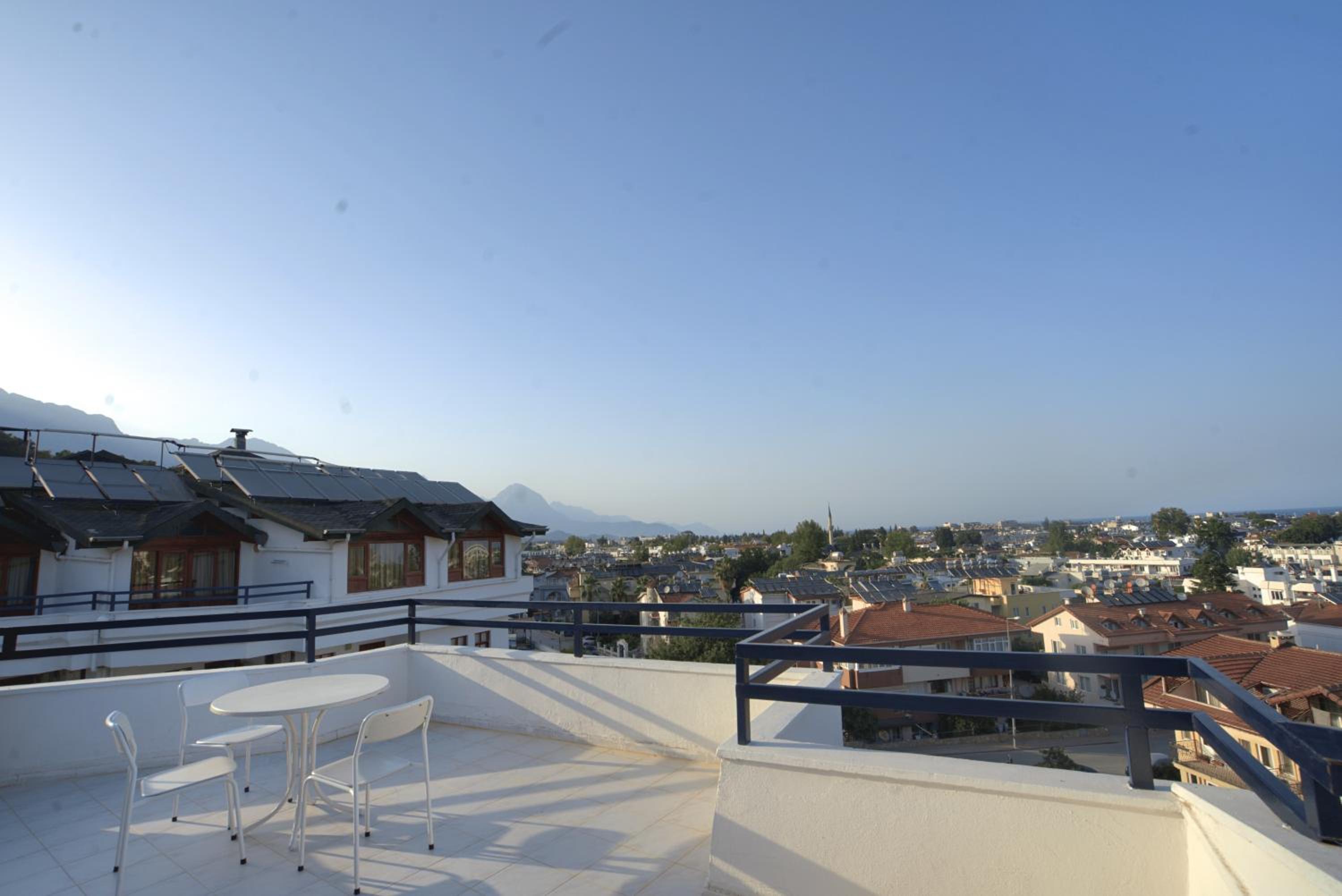 NATURELLA APART HOTEL - Image 25