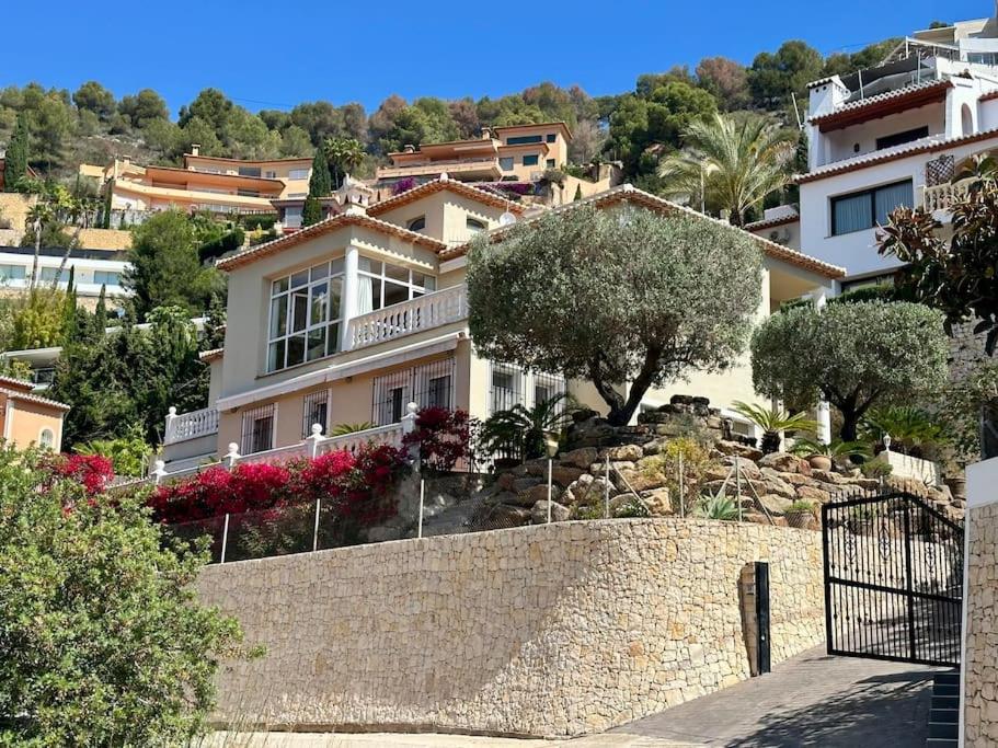 Three Bedroom apartment with private pool