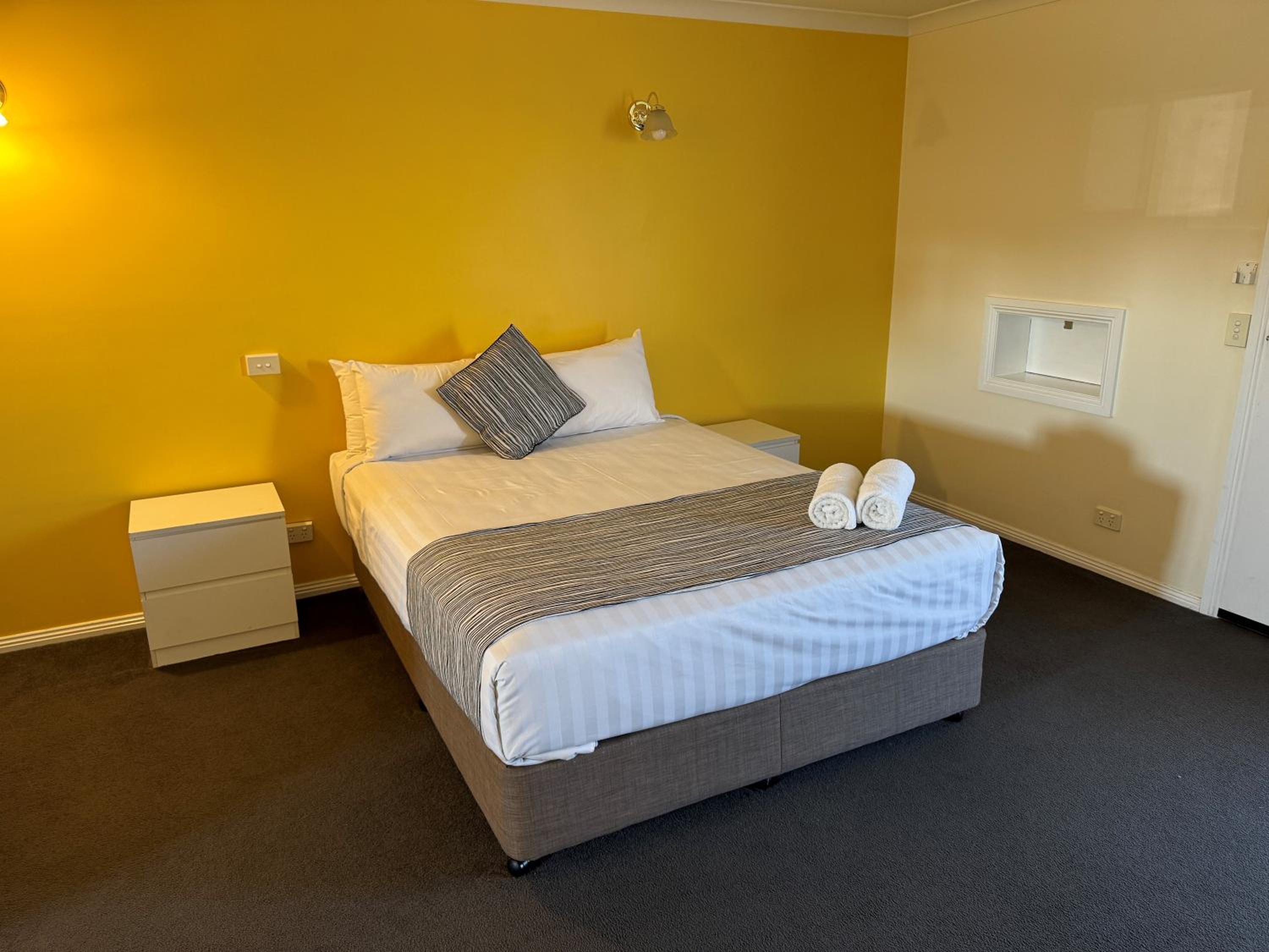 Mid City Plantation Motel