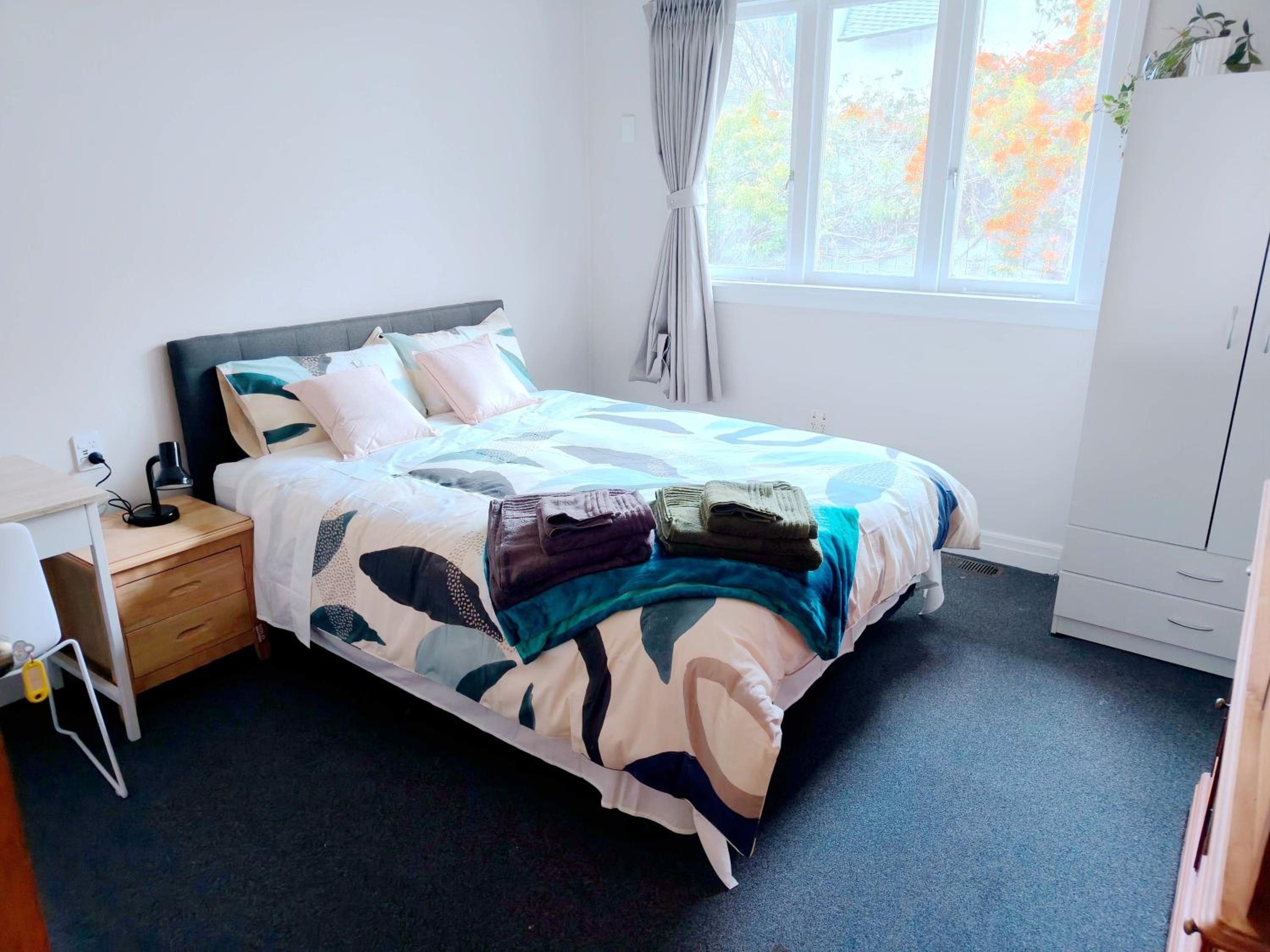 Milford Central Budget friendly rooms view 2