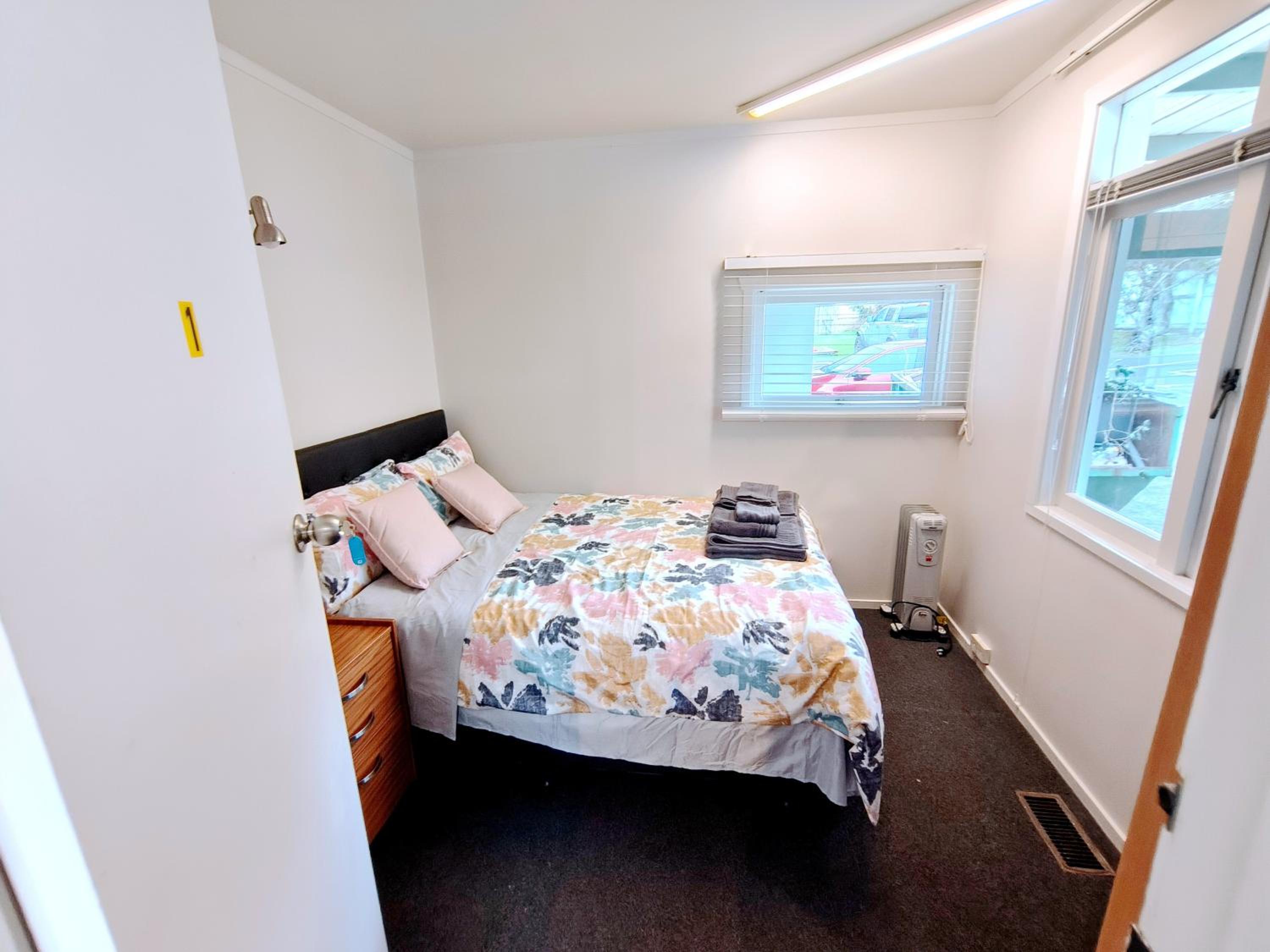 Milford Central Budget friendly rooms view 3