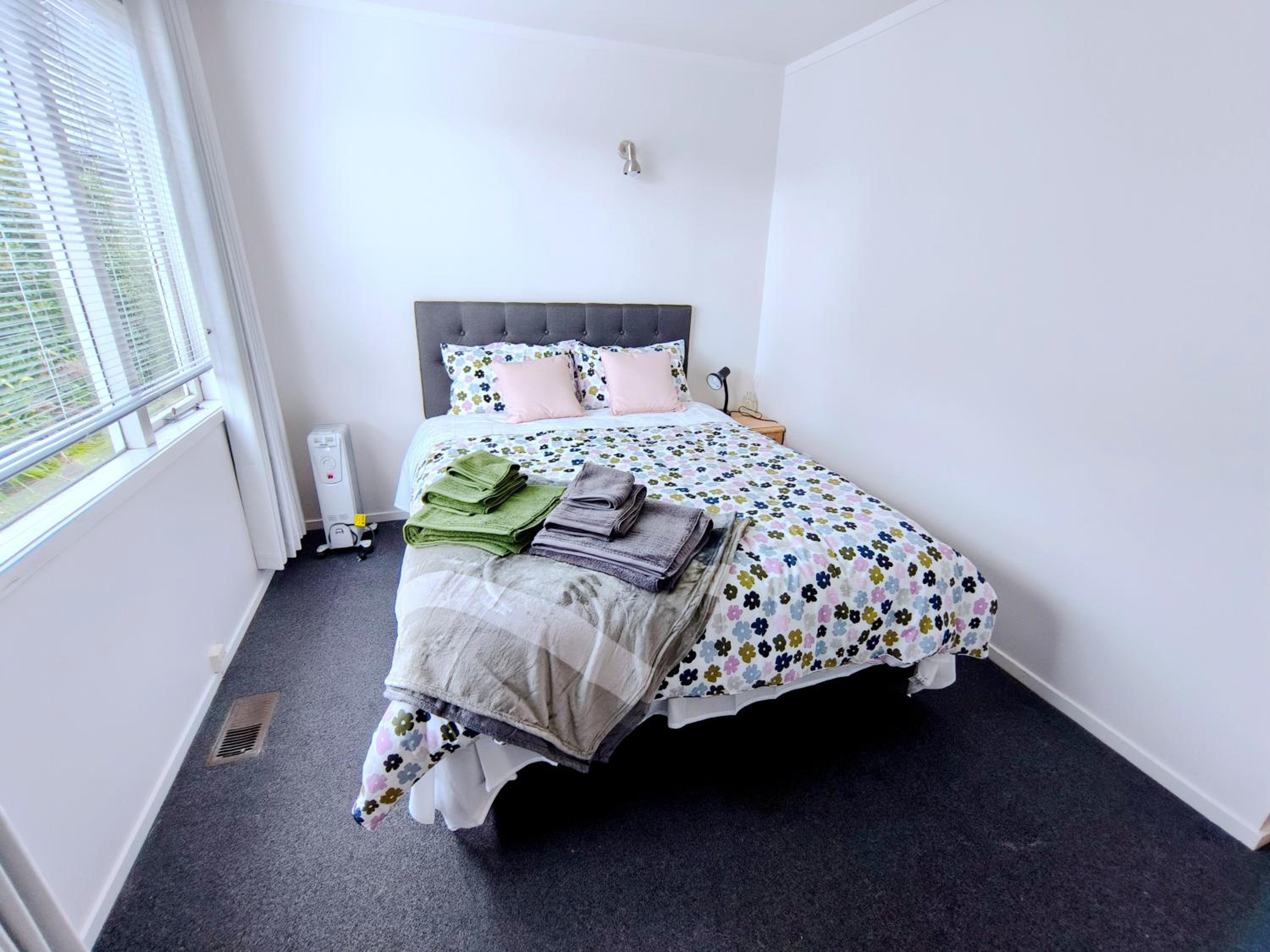 Milford Central Budget friendly rooms view 5