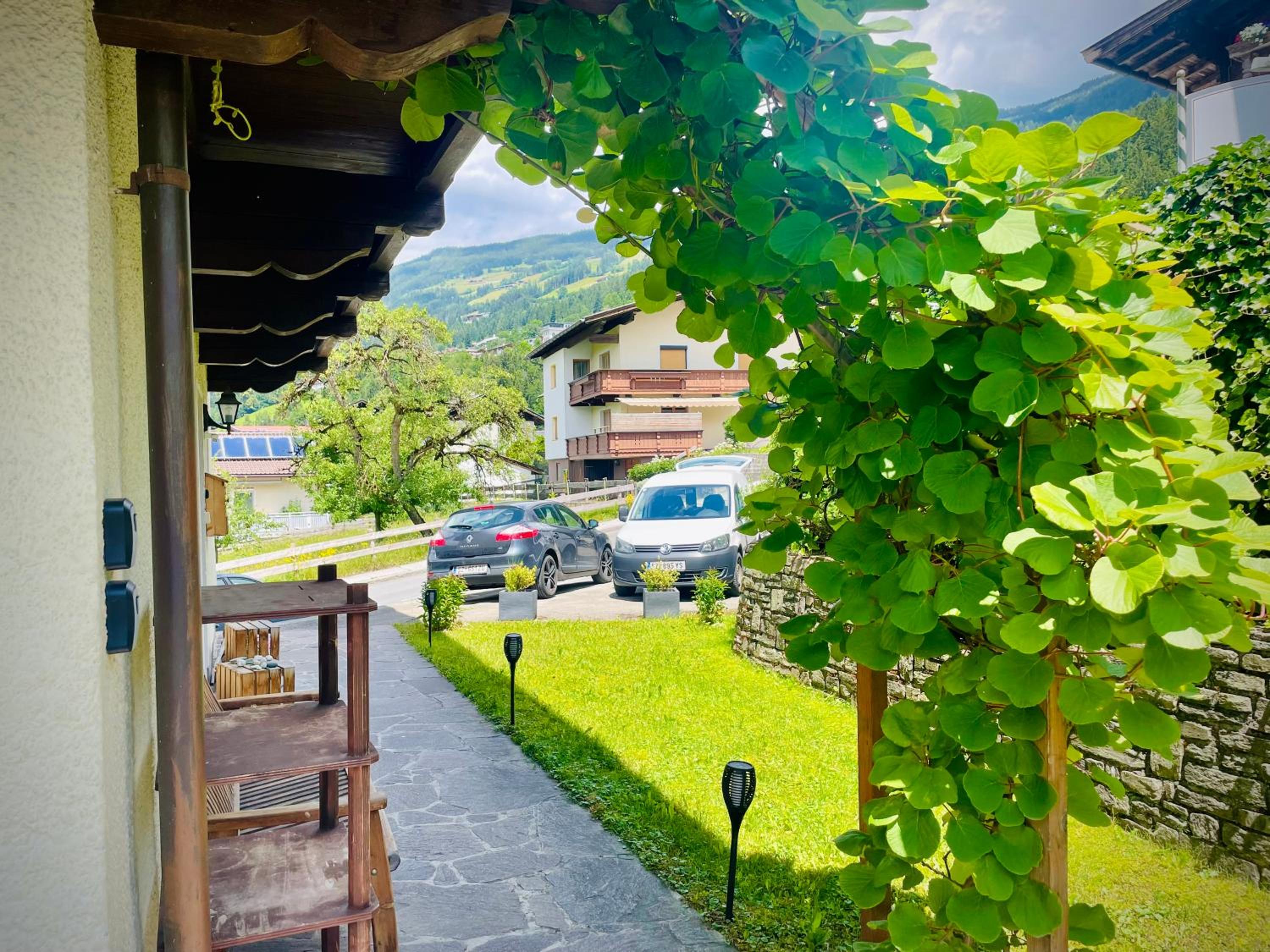 Pop-up2 Apartment - Zentral, Balkon, wandern, biken