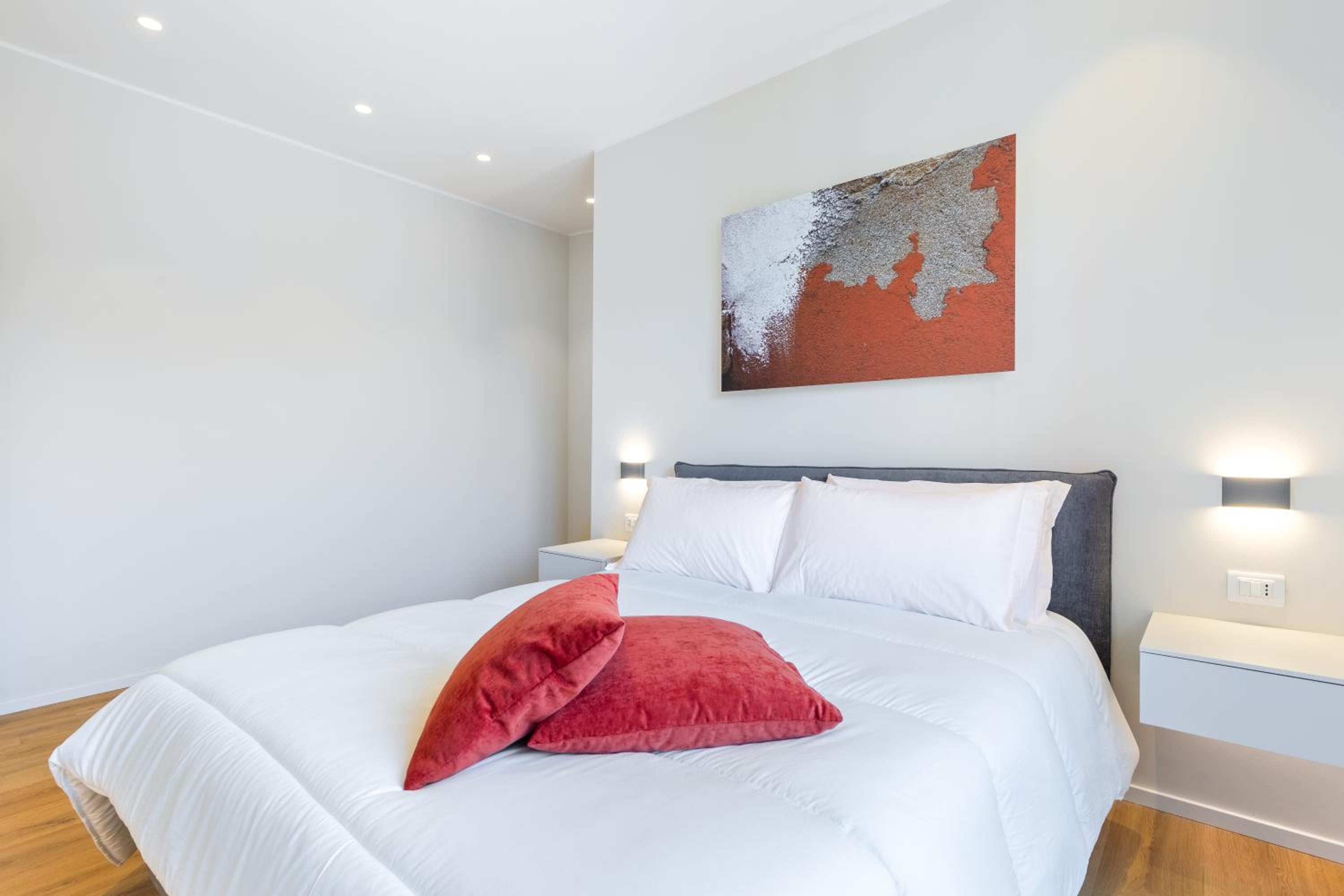C8 Apartments