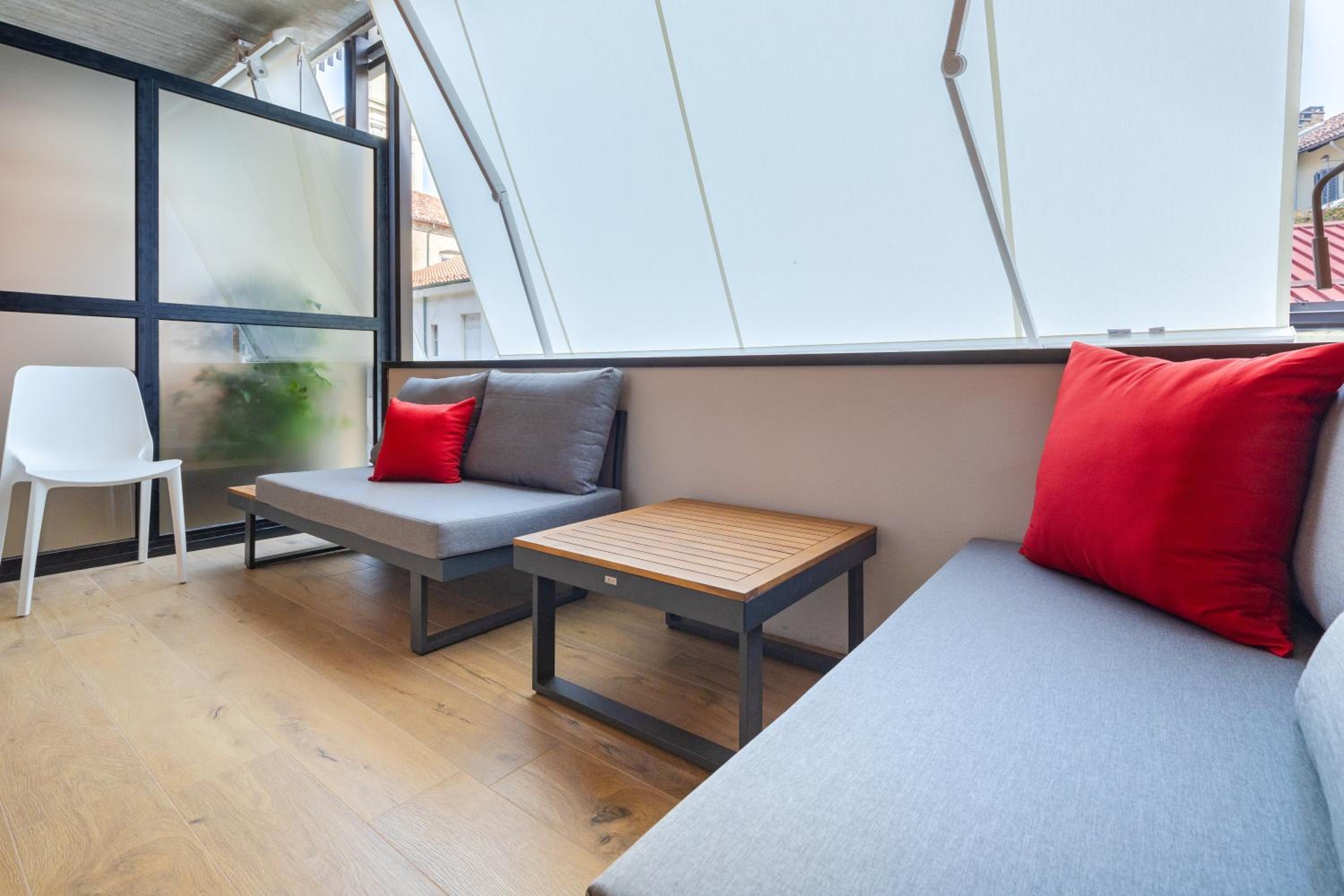 C8 Apartments