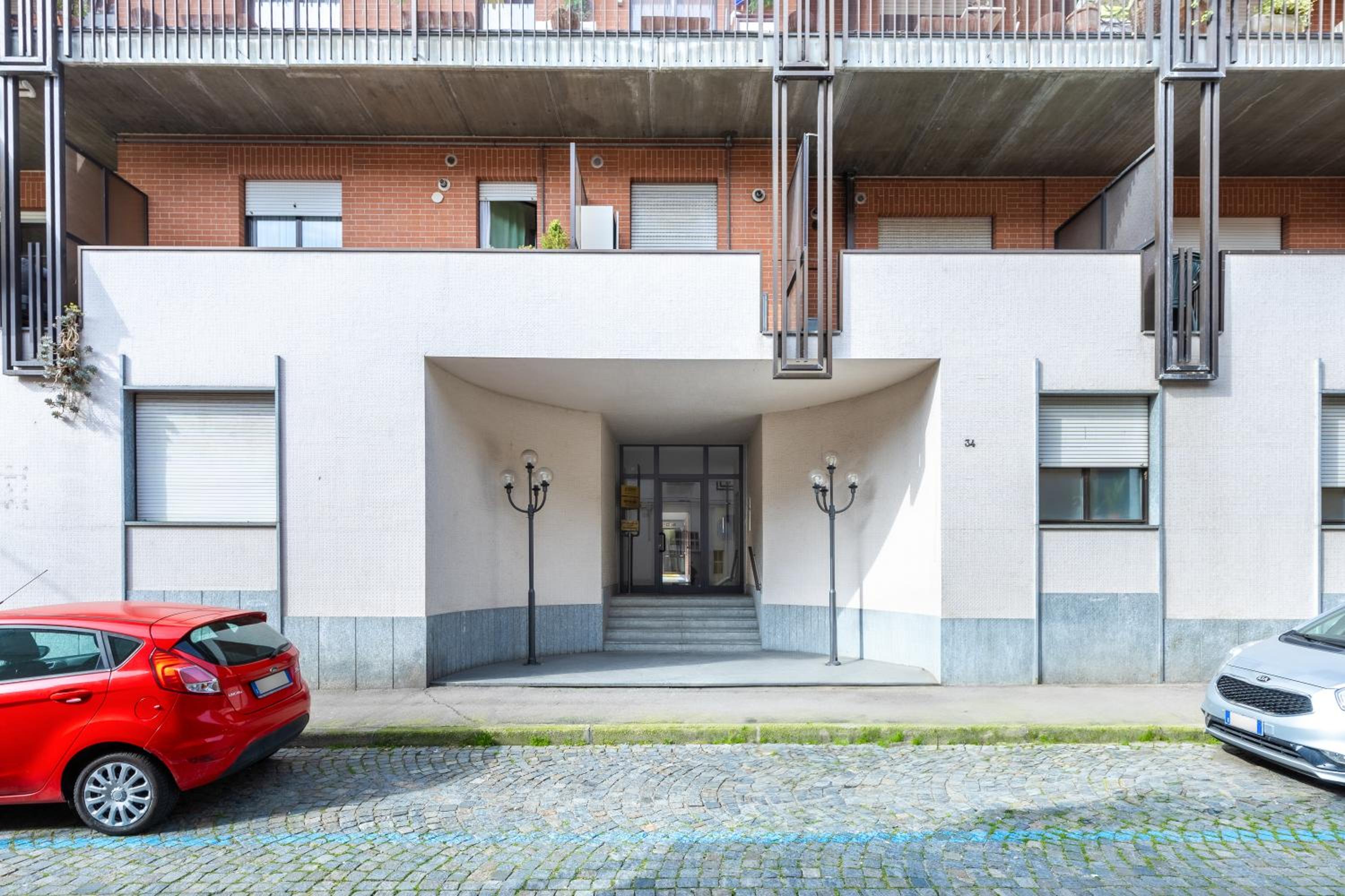 C8 Apartments