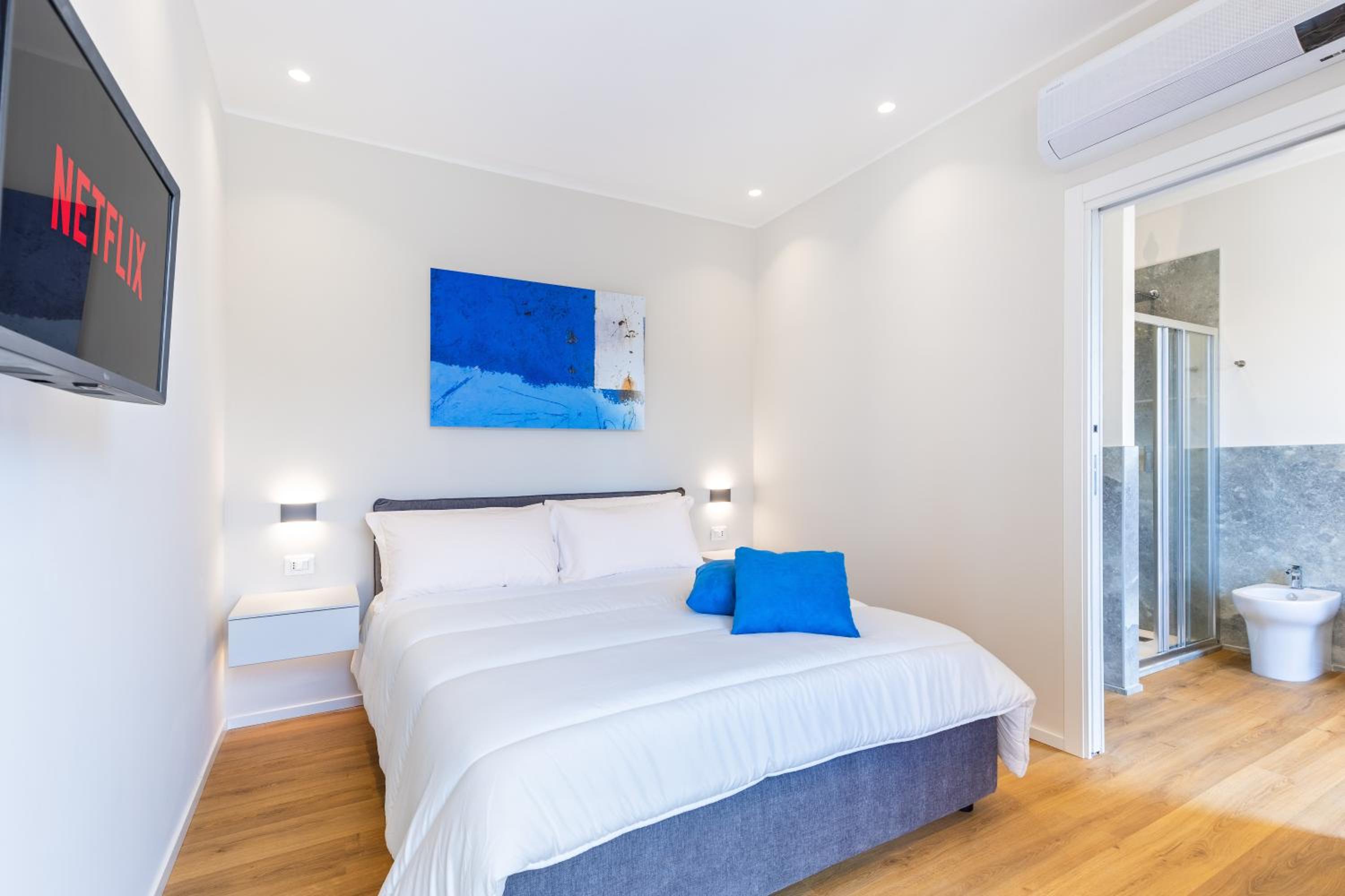 C8 Apartments
