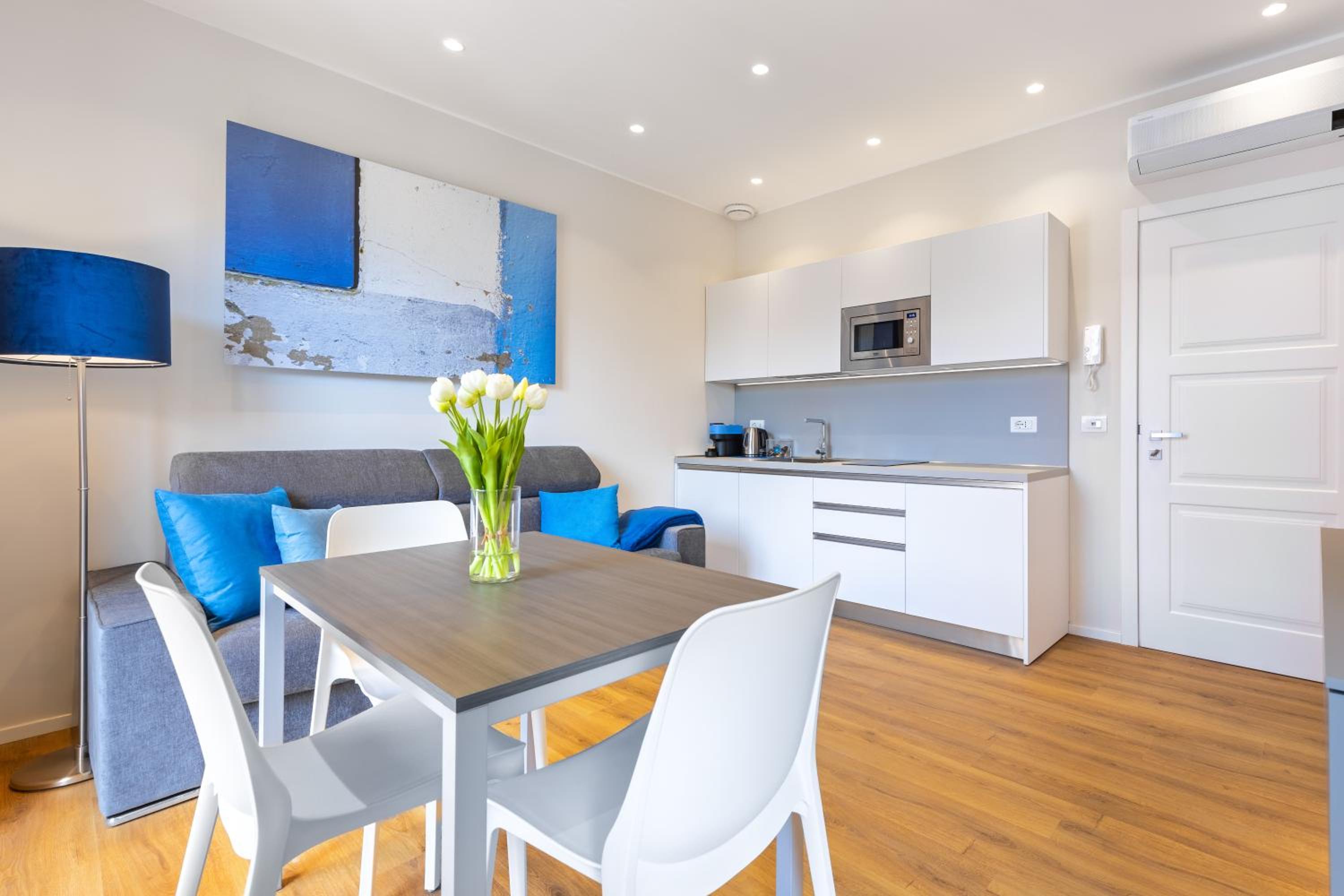 C8 Apartments
