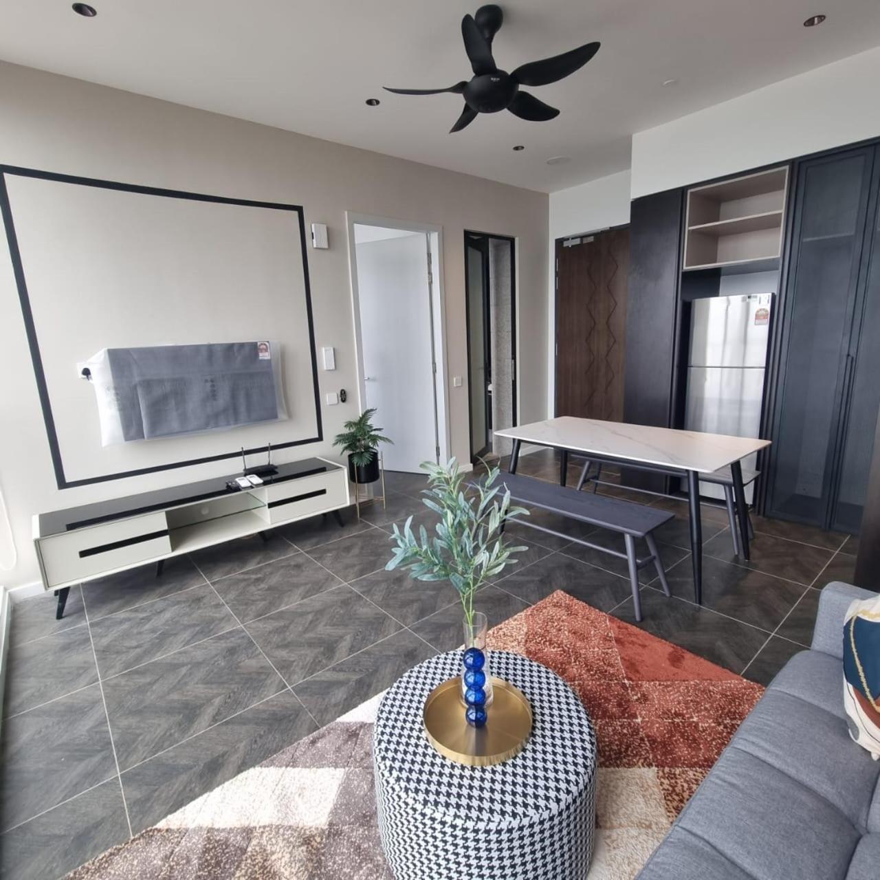 Scarletz Starlight Suites KLCC