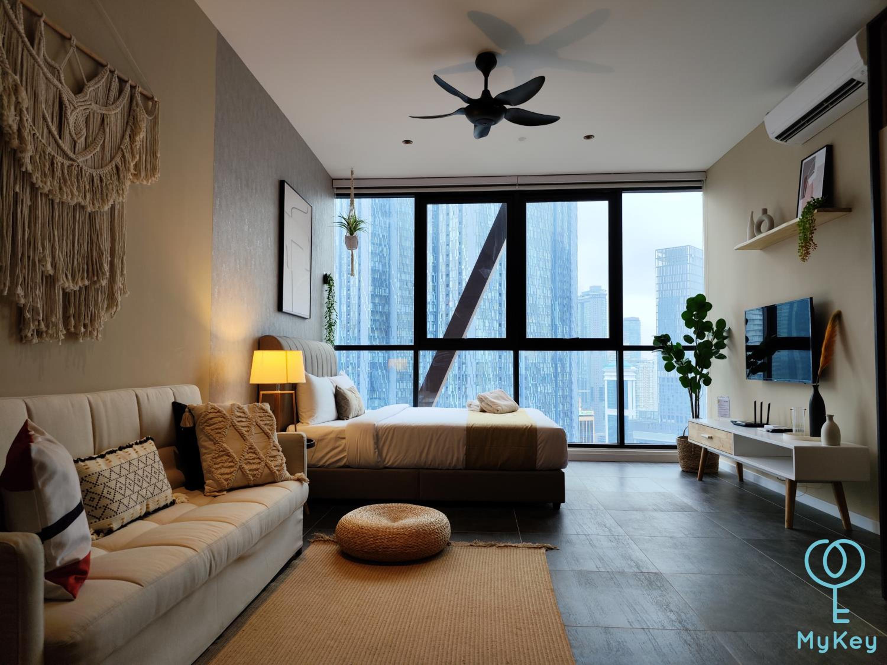 Scarletz Starlight Suites KLCC