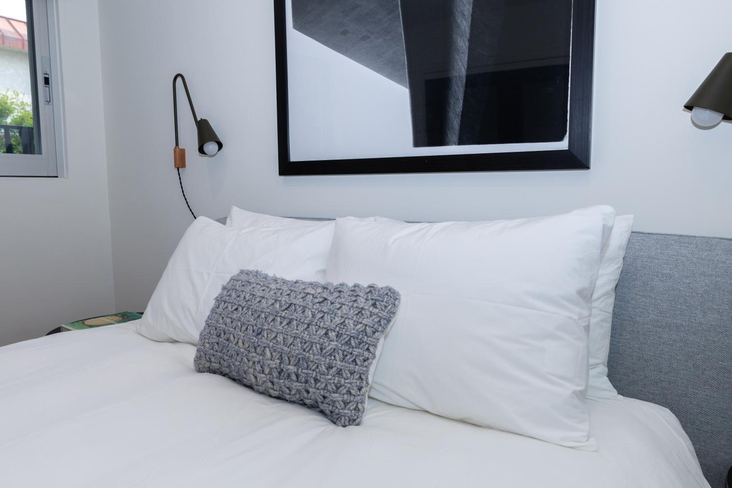 Luxury 2br 2ba Beverly Hills Near Cedars Sinai