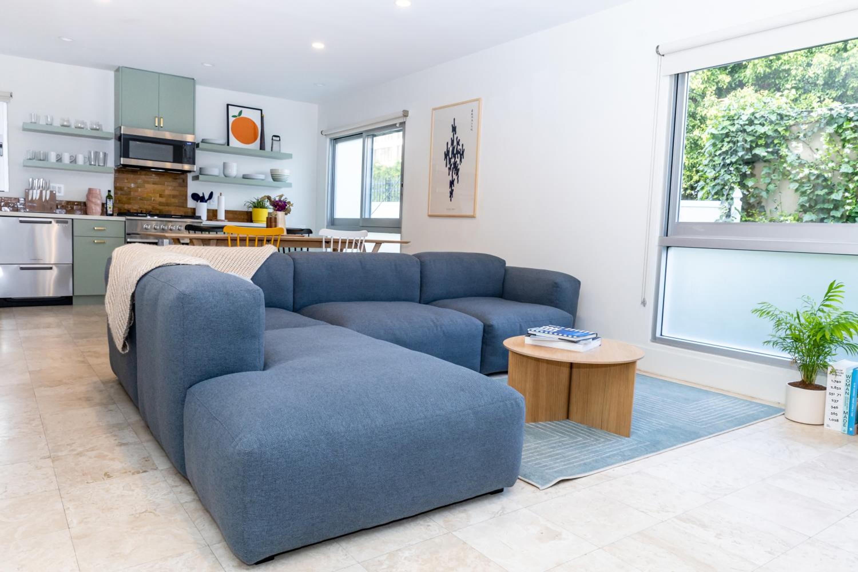 Luxury 2br 2ba Beverly Hills Near Cedars Sinai