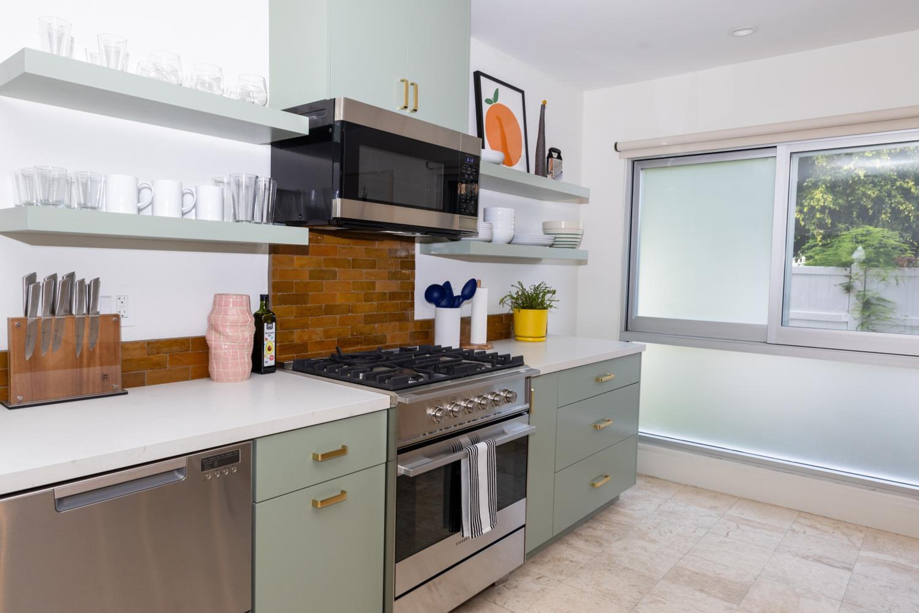 Luxury 2br 2ba Beverly Hills Near Cedars Sinai