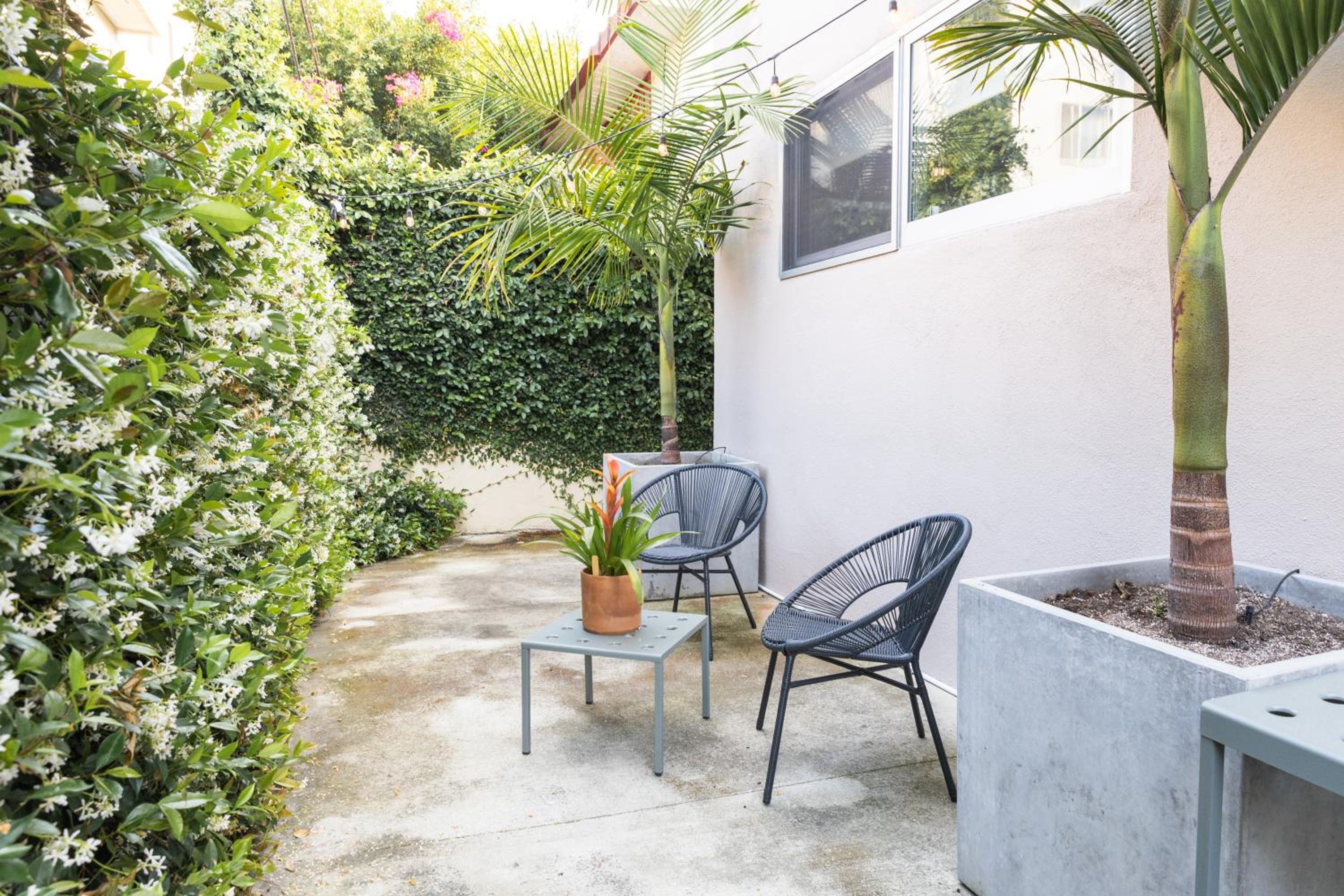 Luxury 2br 2ba Beverly Hills Near Cedars Sinai