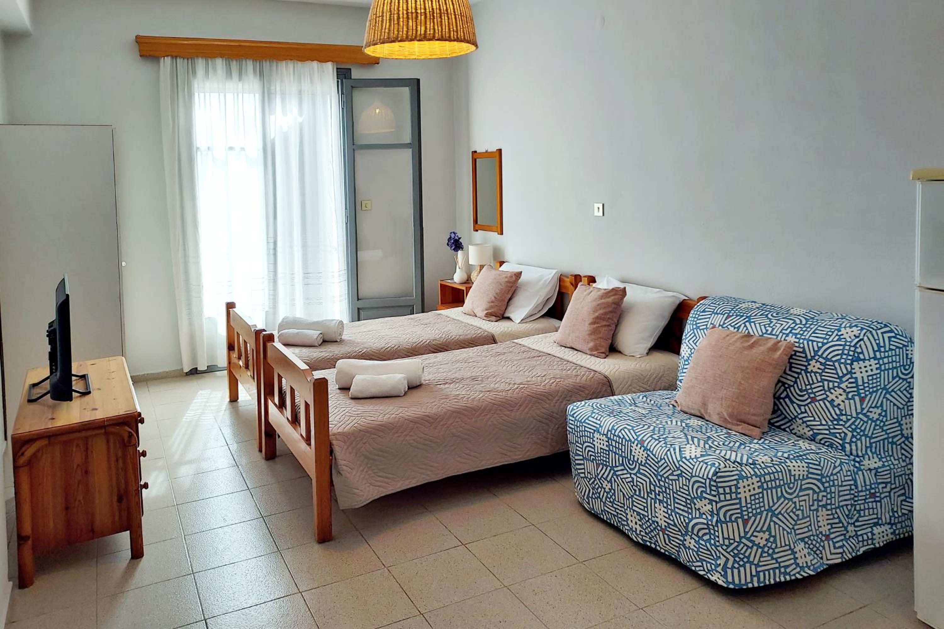 VIRI VIRI APARTMENTS