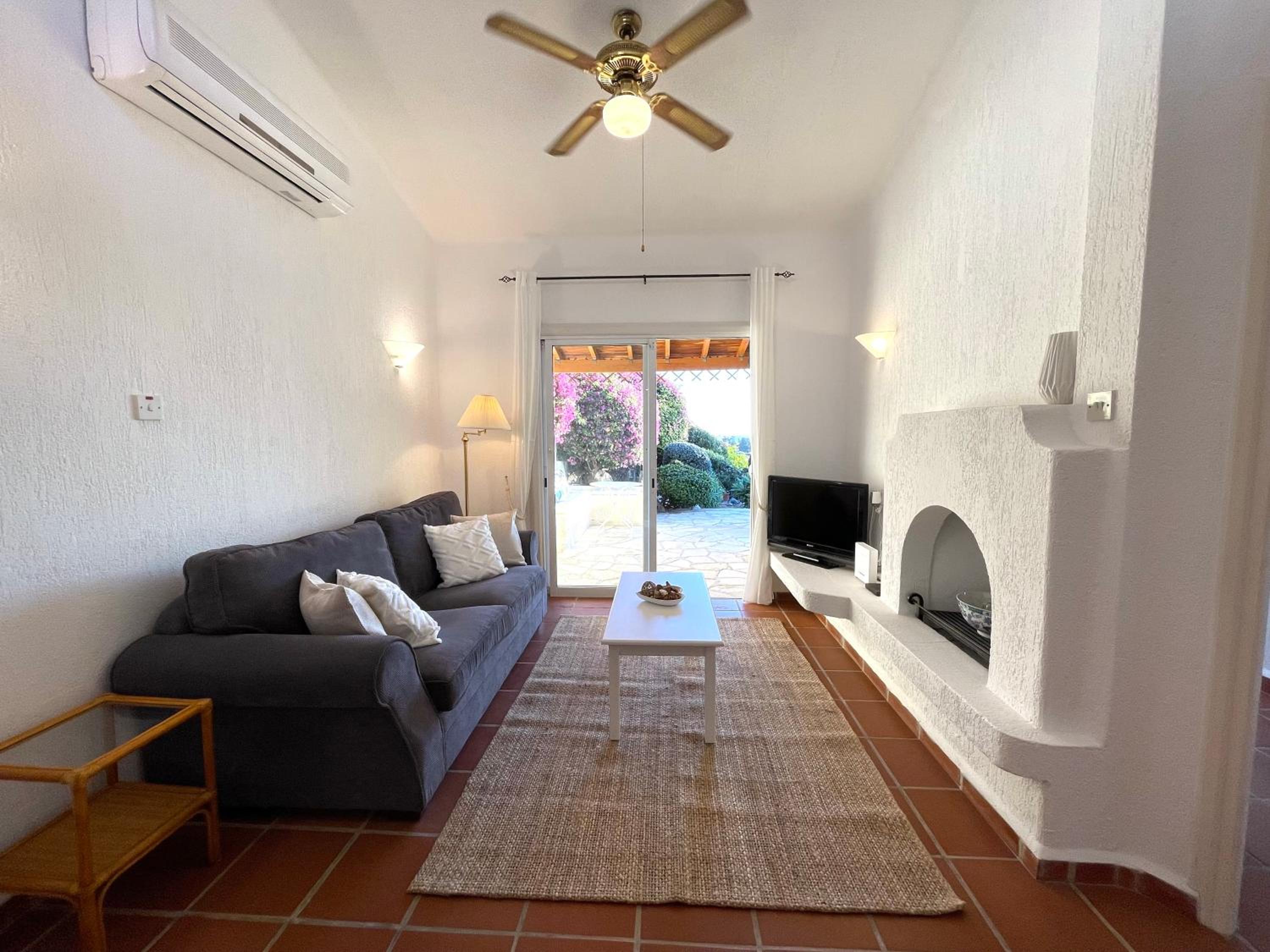 Mediterranean Cottage, Sea View, Great Location