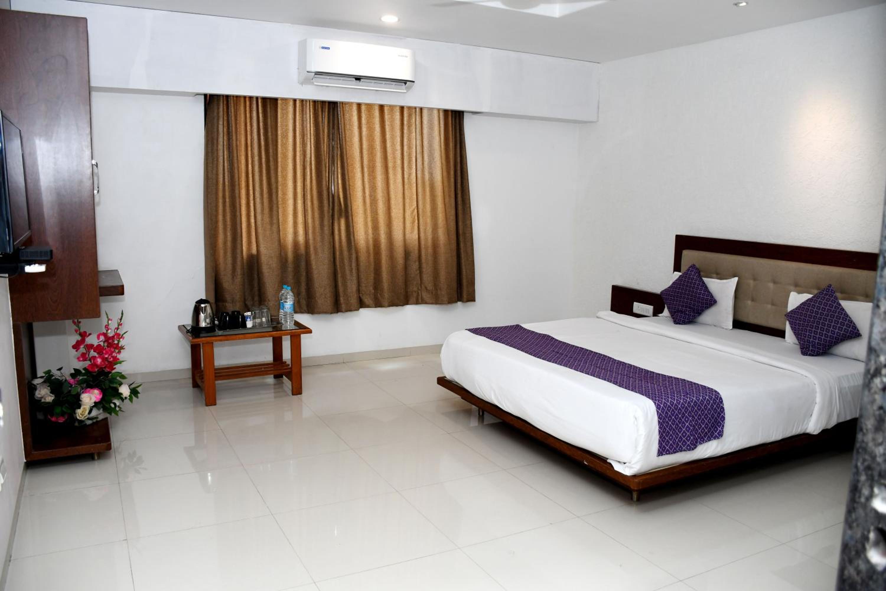 Pushpak Resort