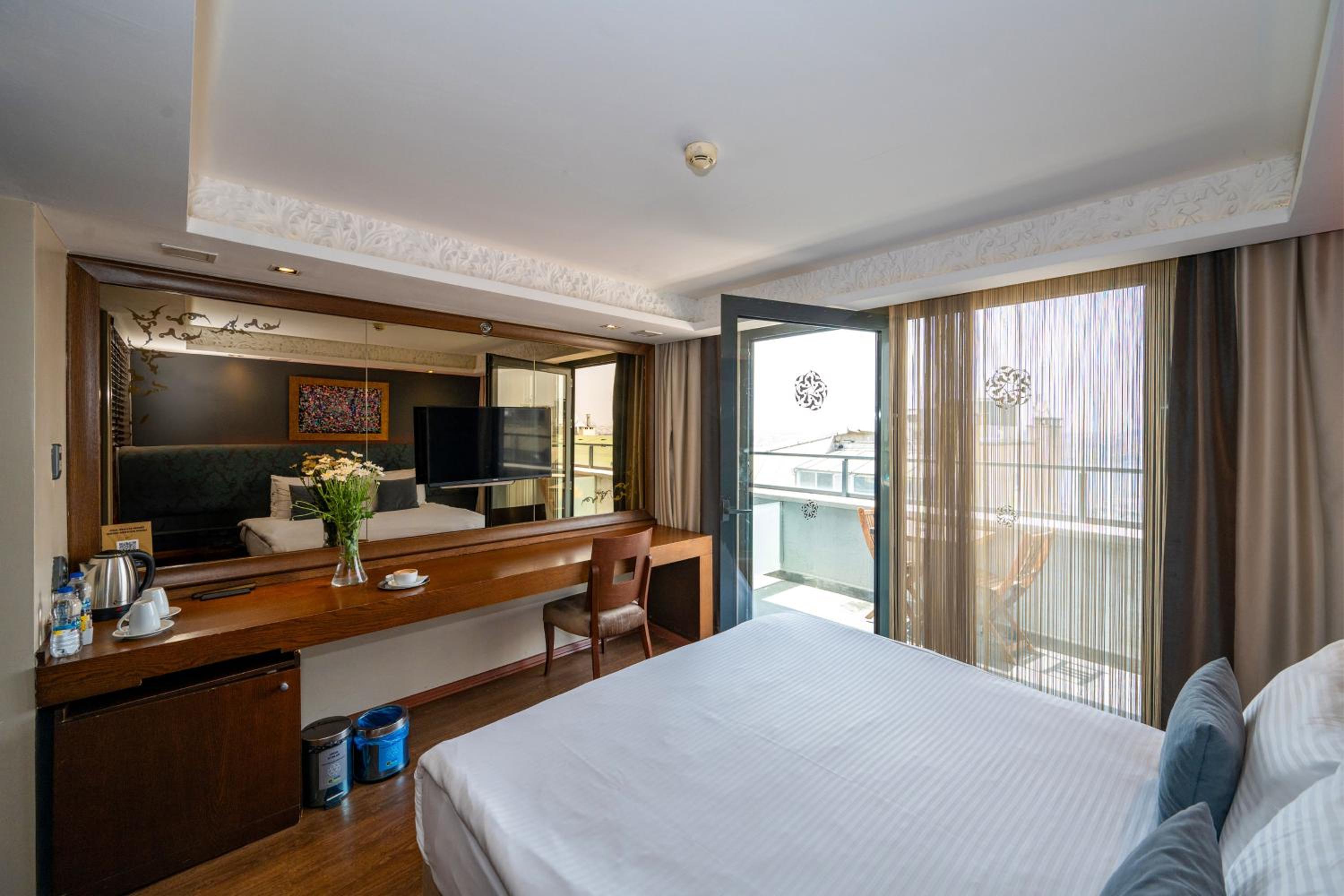 Pera Tulip Otel - Image 25