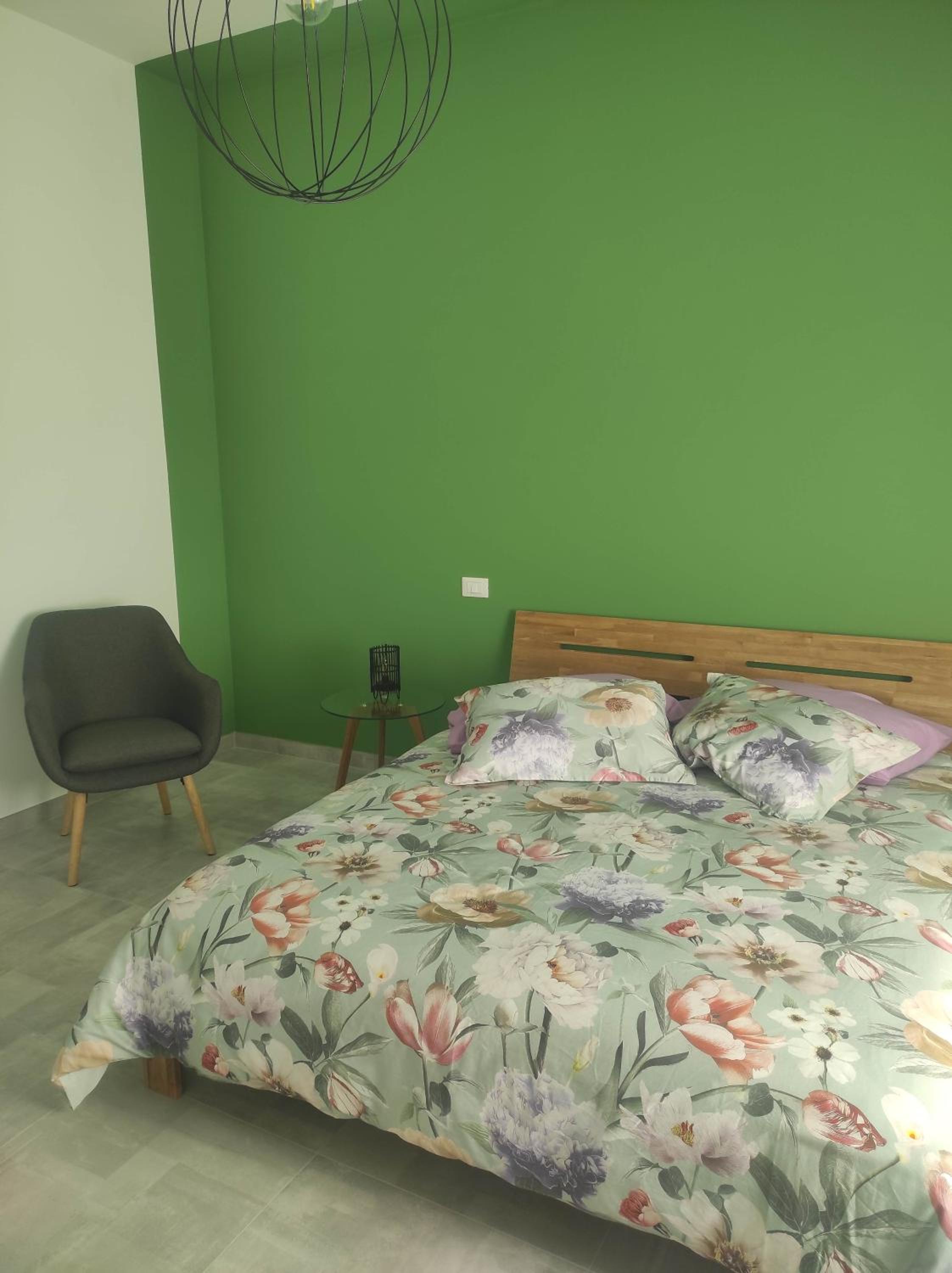 B&B Esotica
