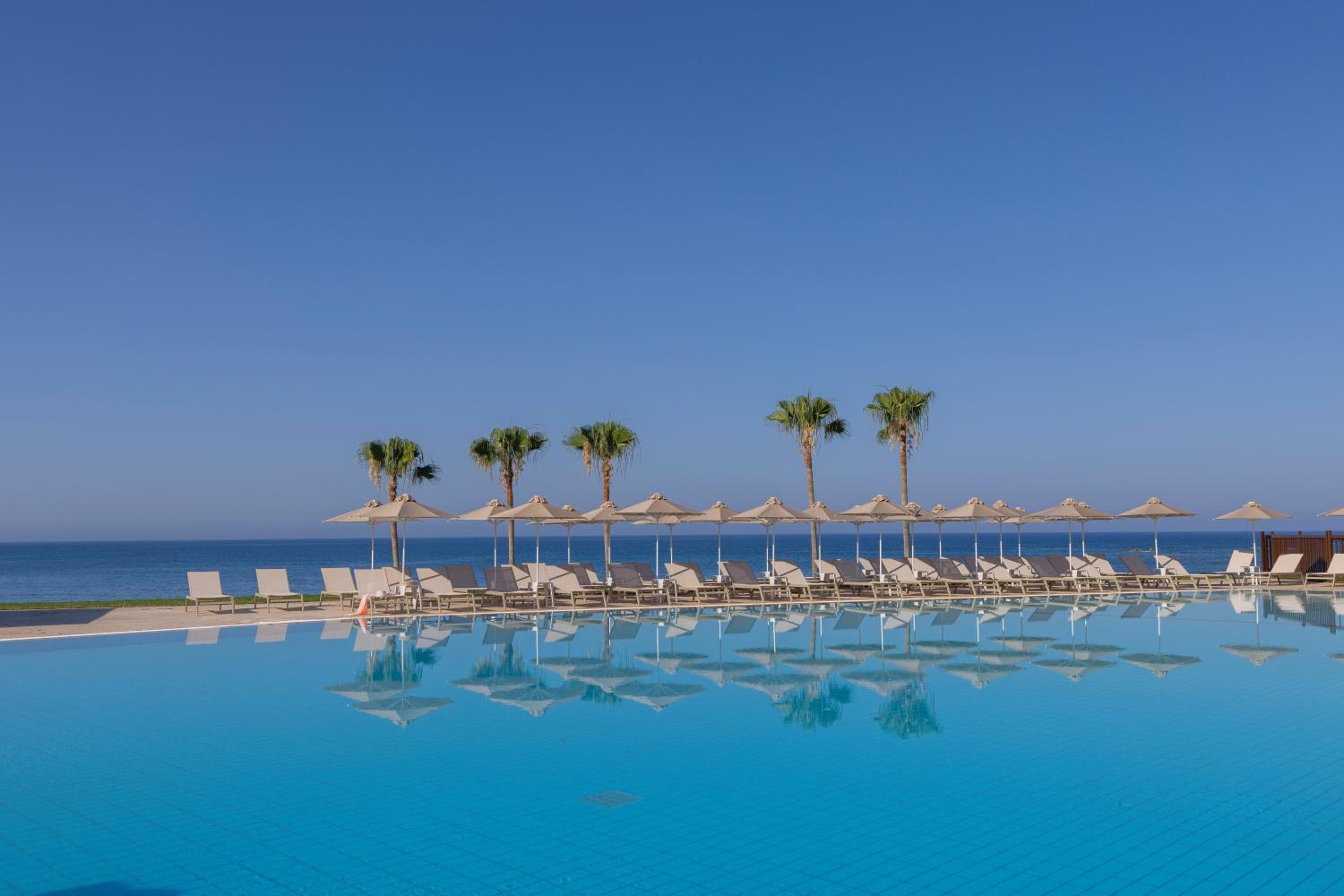 Kapetanios Aqua Resort