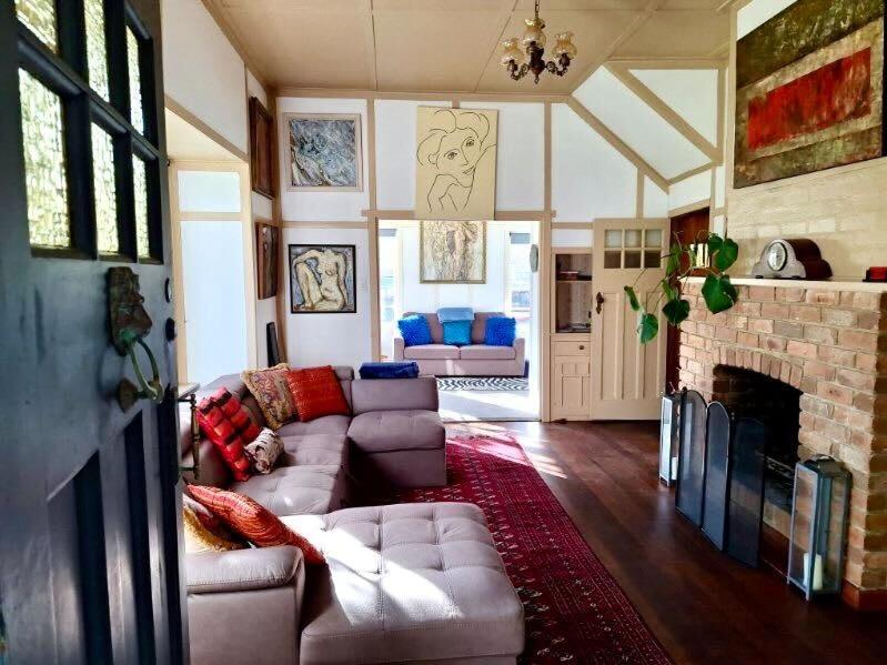 Cozy cottage by the beach in Mornington