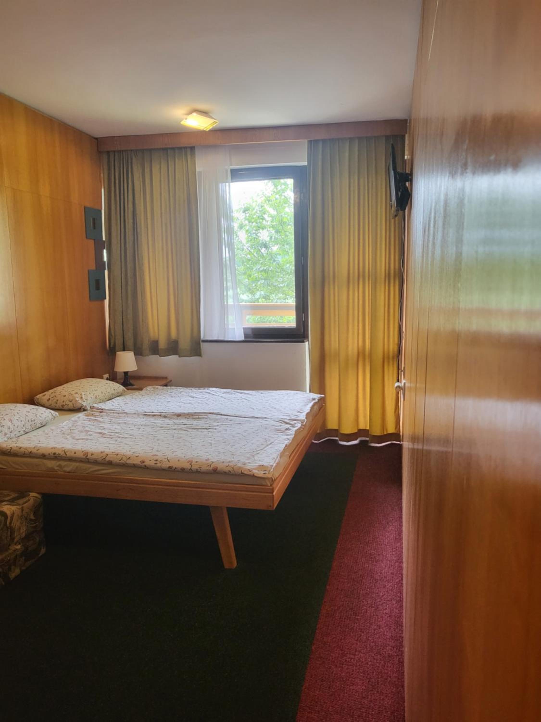 Penzión Bonaparte-Korzika Thermalpark inclusiv